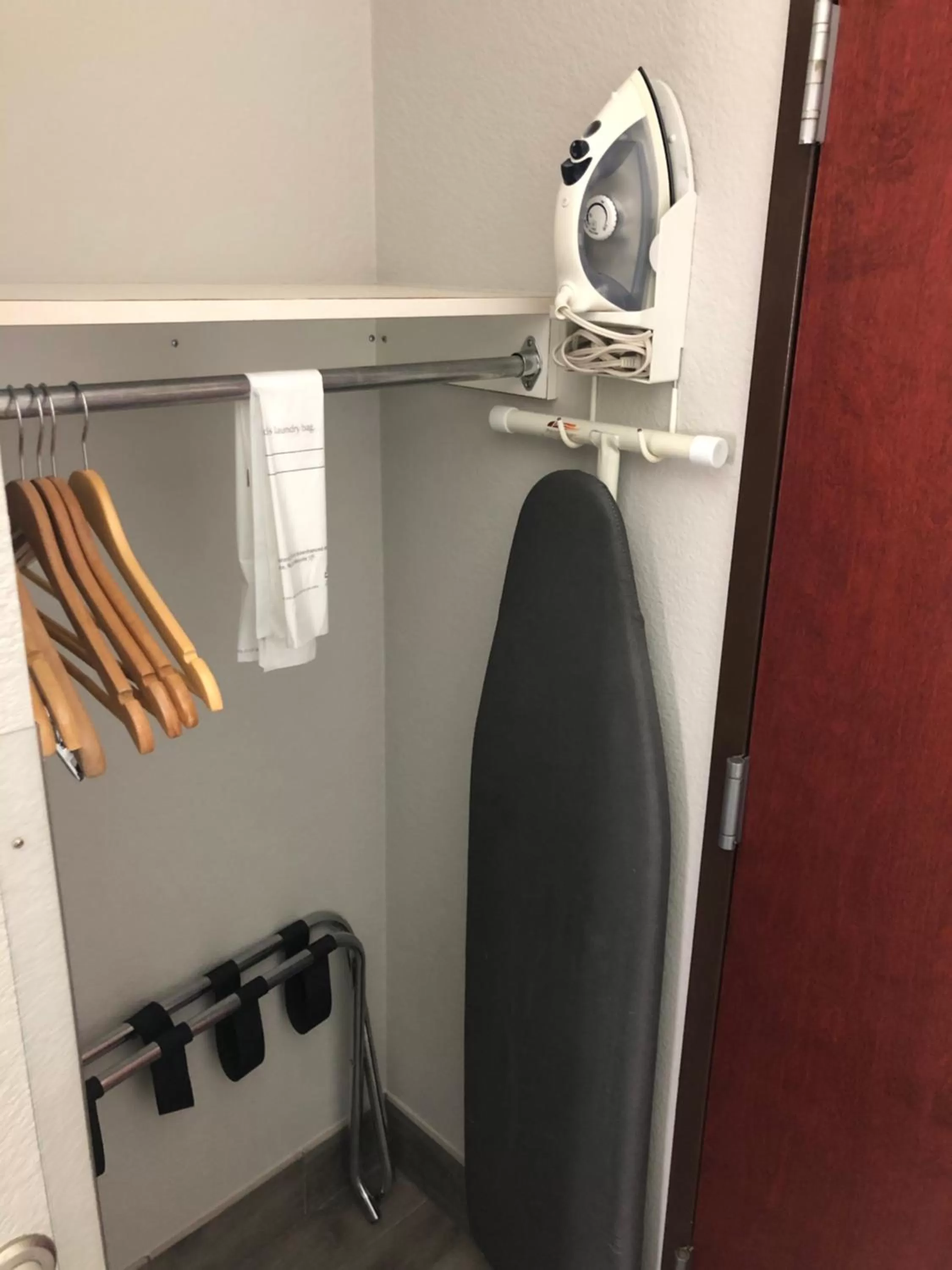 furniture in Lea County Inn