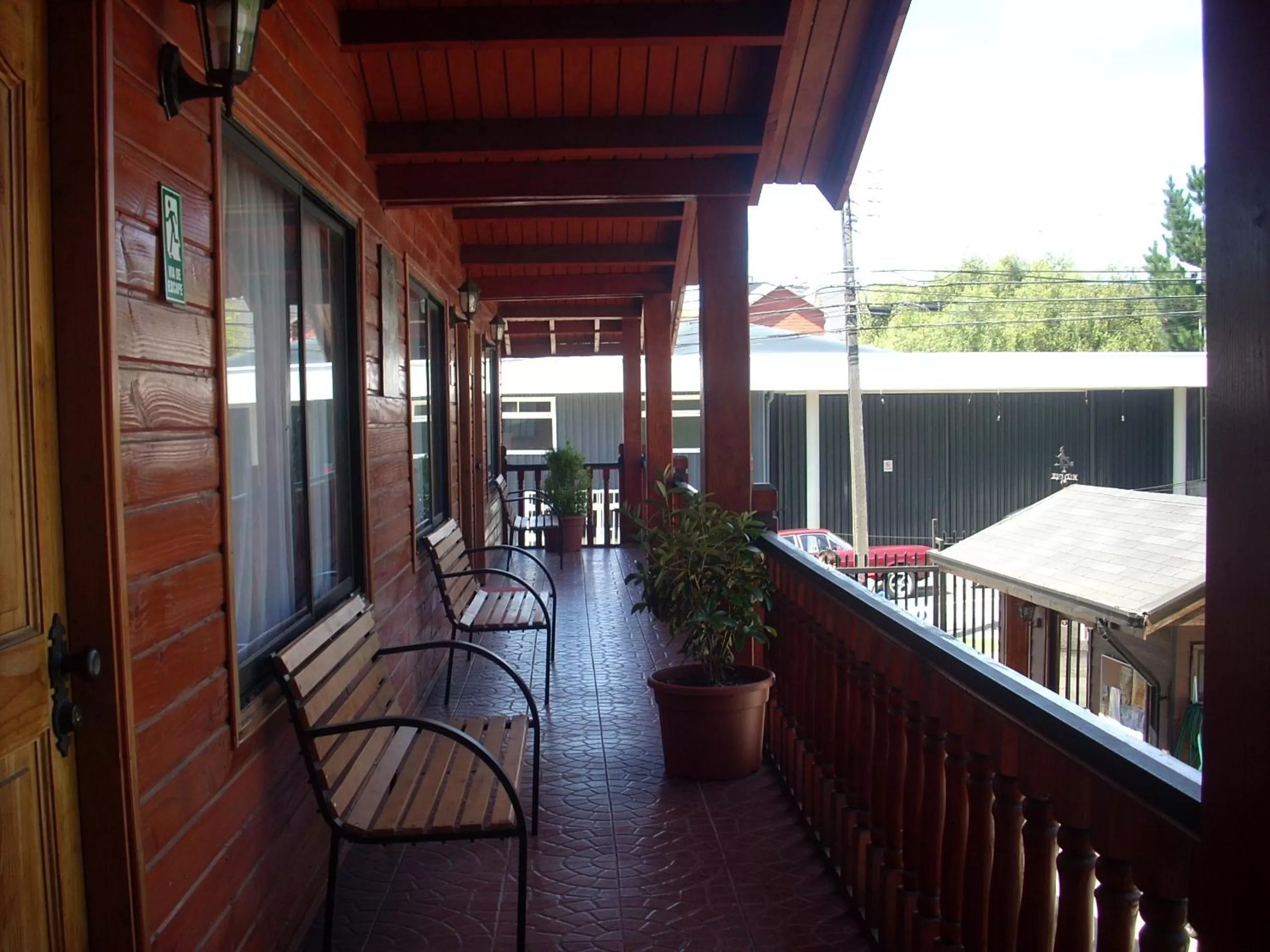 Balcony/Terrace in Apart-Hotel Colonia-Königsberg UBICADO COSTADO TERMINAL BUSES, RÍO CALLE CALLE CARABINEROS DEPARTAMENTOS COMPLETOS CON AIRE ACONDICIONADO Y ESTACIONAMIENTO