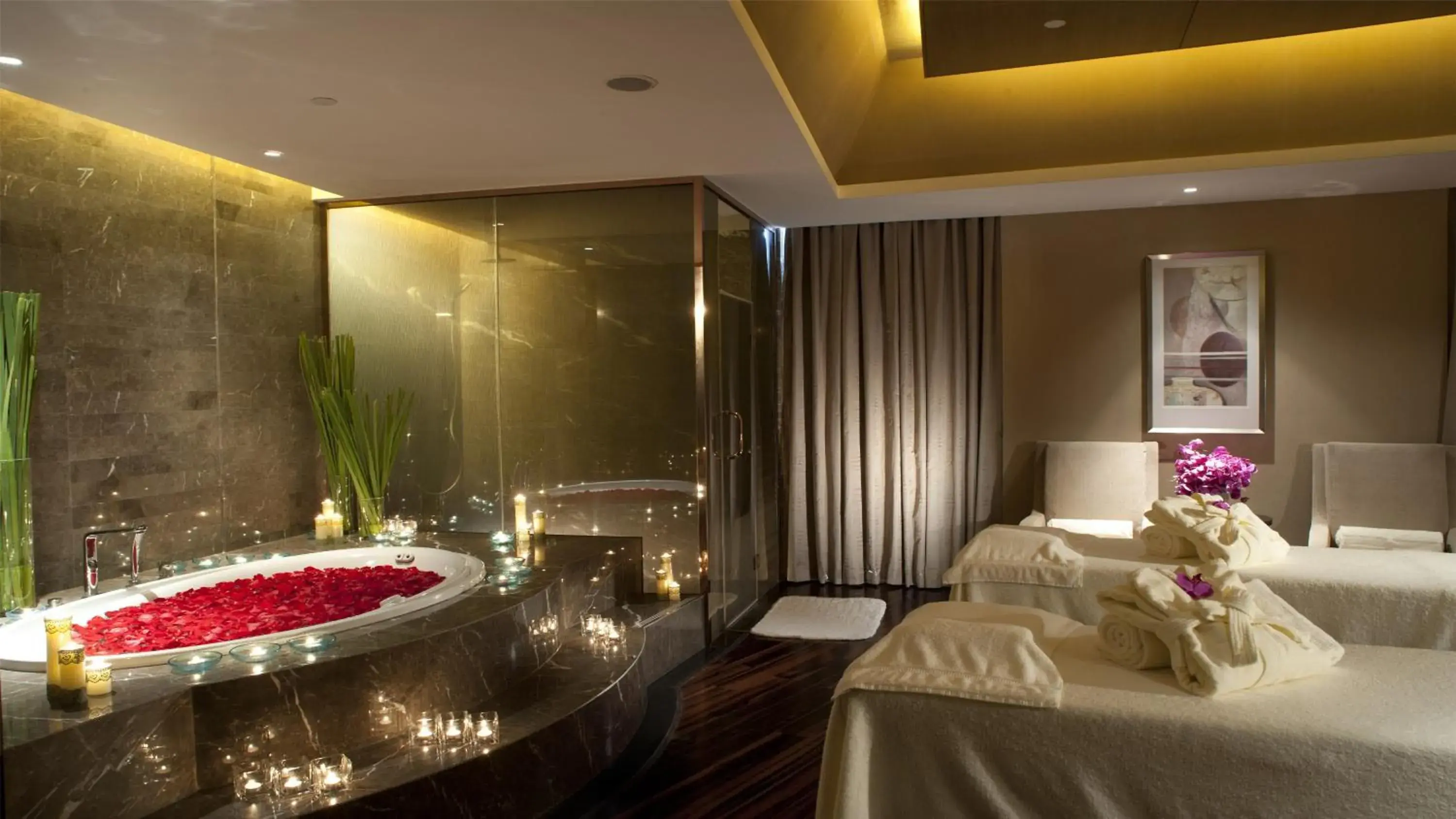 Spa and wellness centre/facilities in Crowne Plaza Xi'an, an IHG Hotel