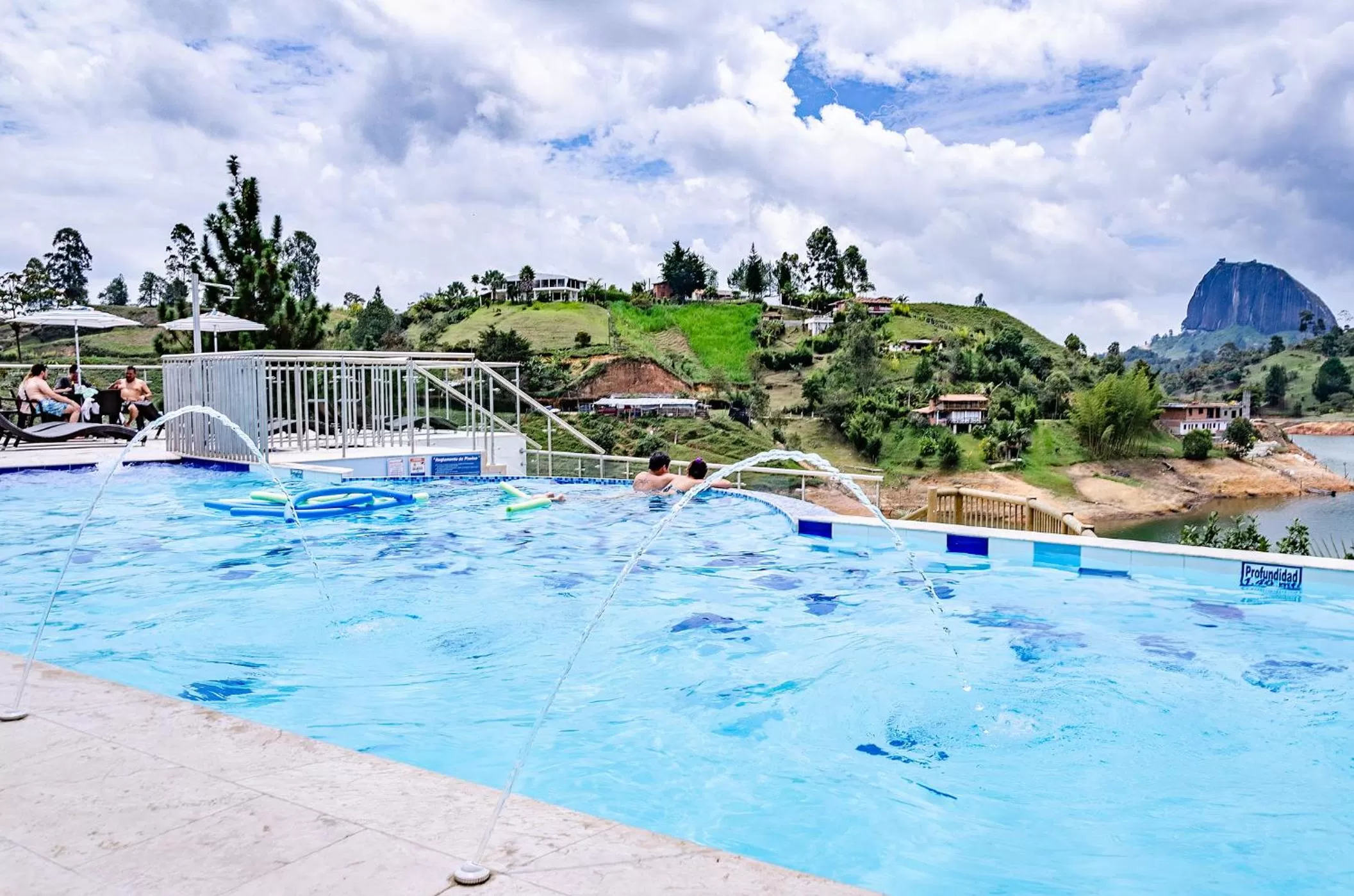 Natural landscape, Swimming Pool in Hotel Santa Maria de las Aguas Peñol