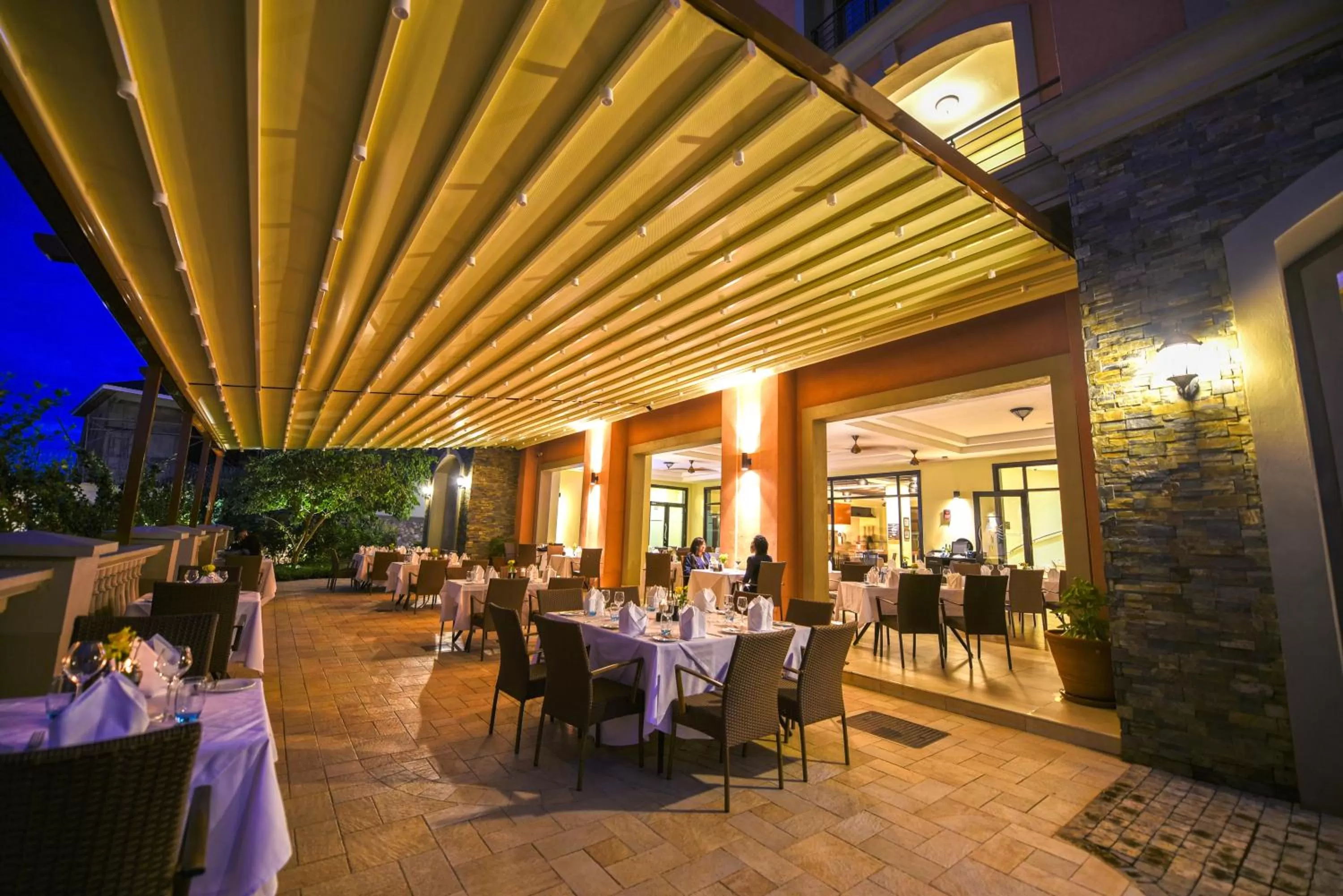 Food and drinks in Mestil Hotel & Residences