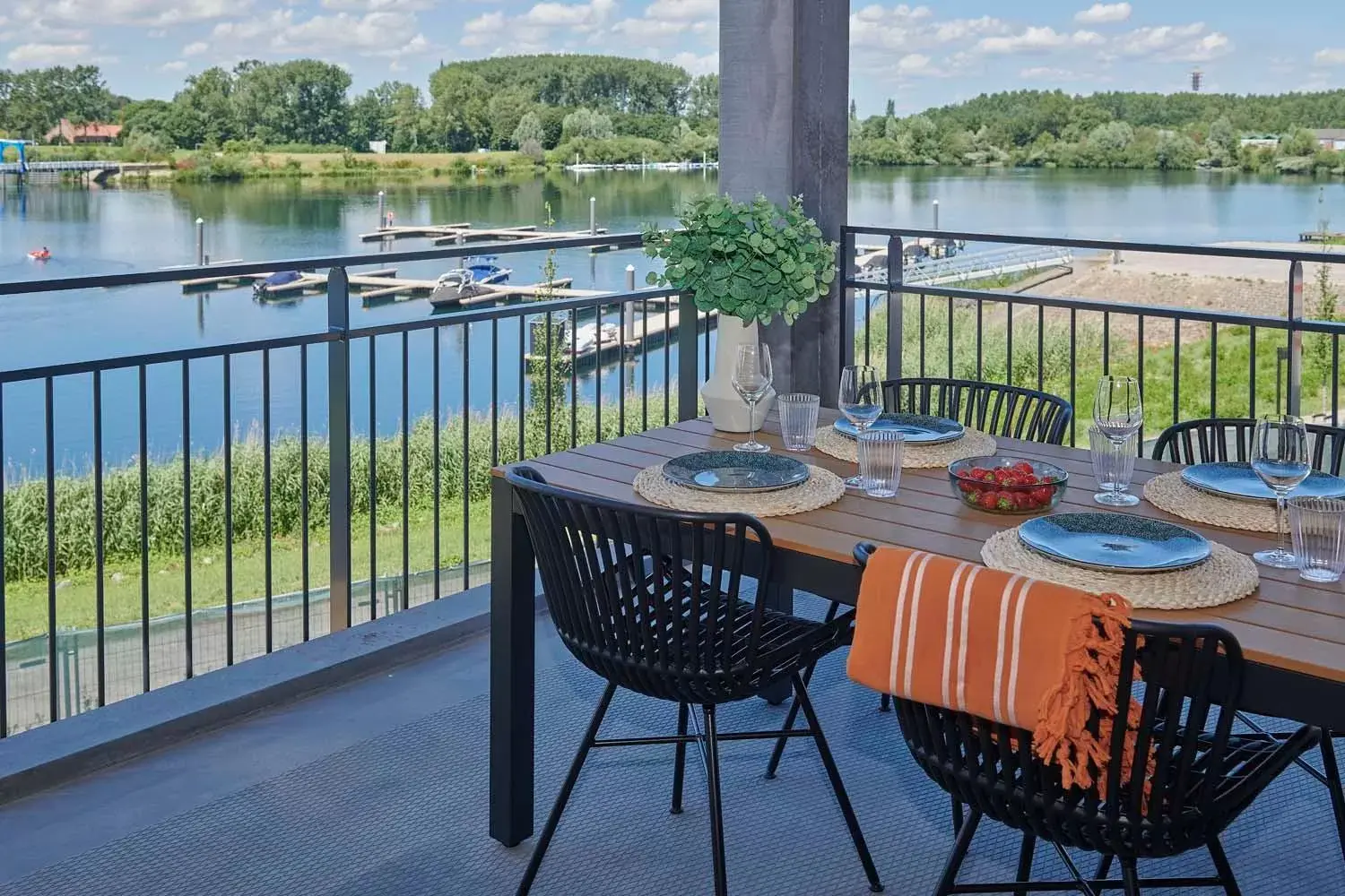 Balcony/Terrace, Pool View in Parc Maasresidence Thorn Hotel Rooms and Apartments