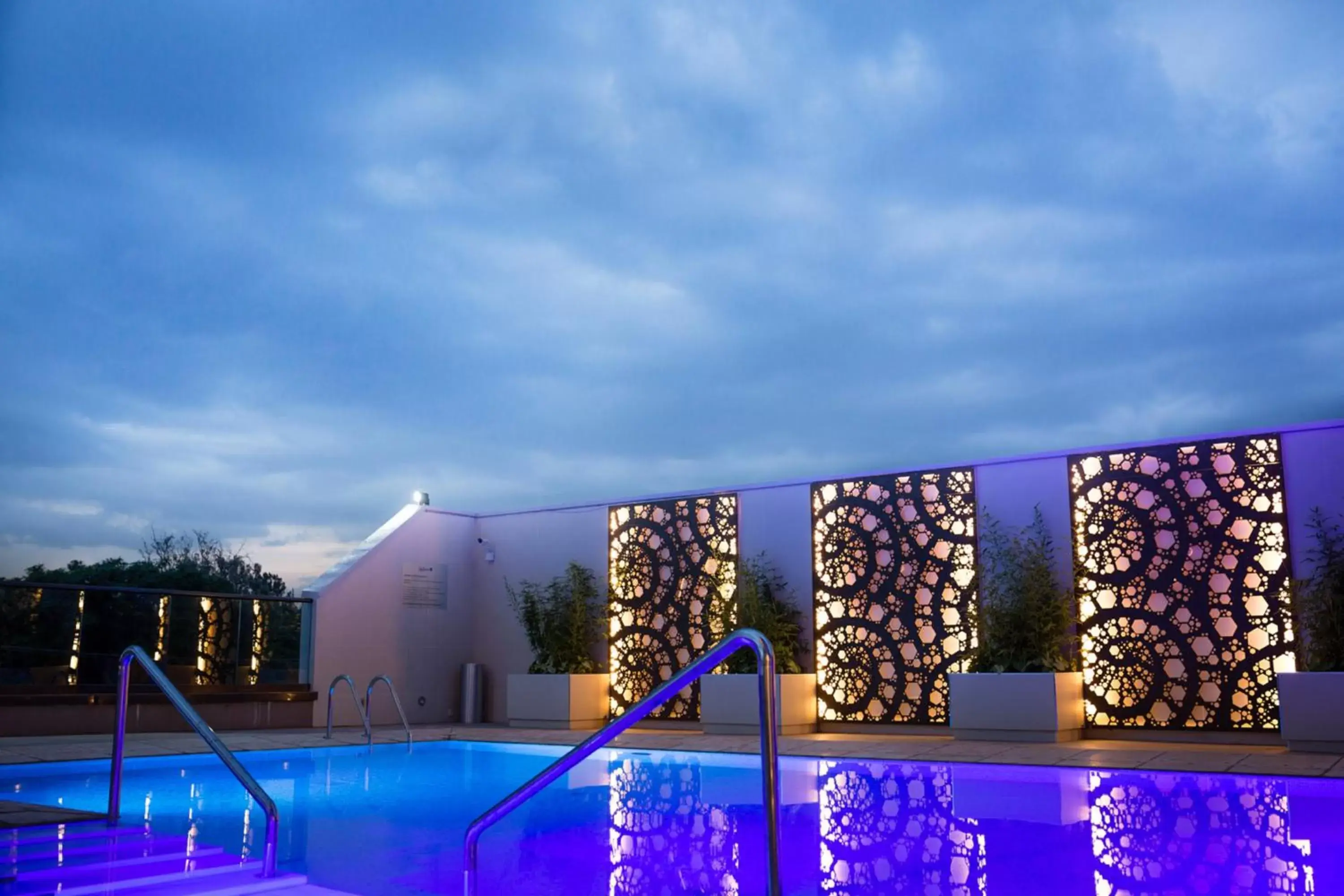 Swimming pool in Radisson Blu Hotel, Nairobi Upper Hill Swimming pool in Radisson Blu Hotel, Nairobi Upper Hill