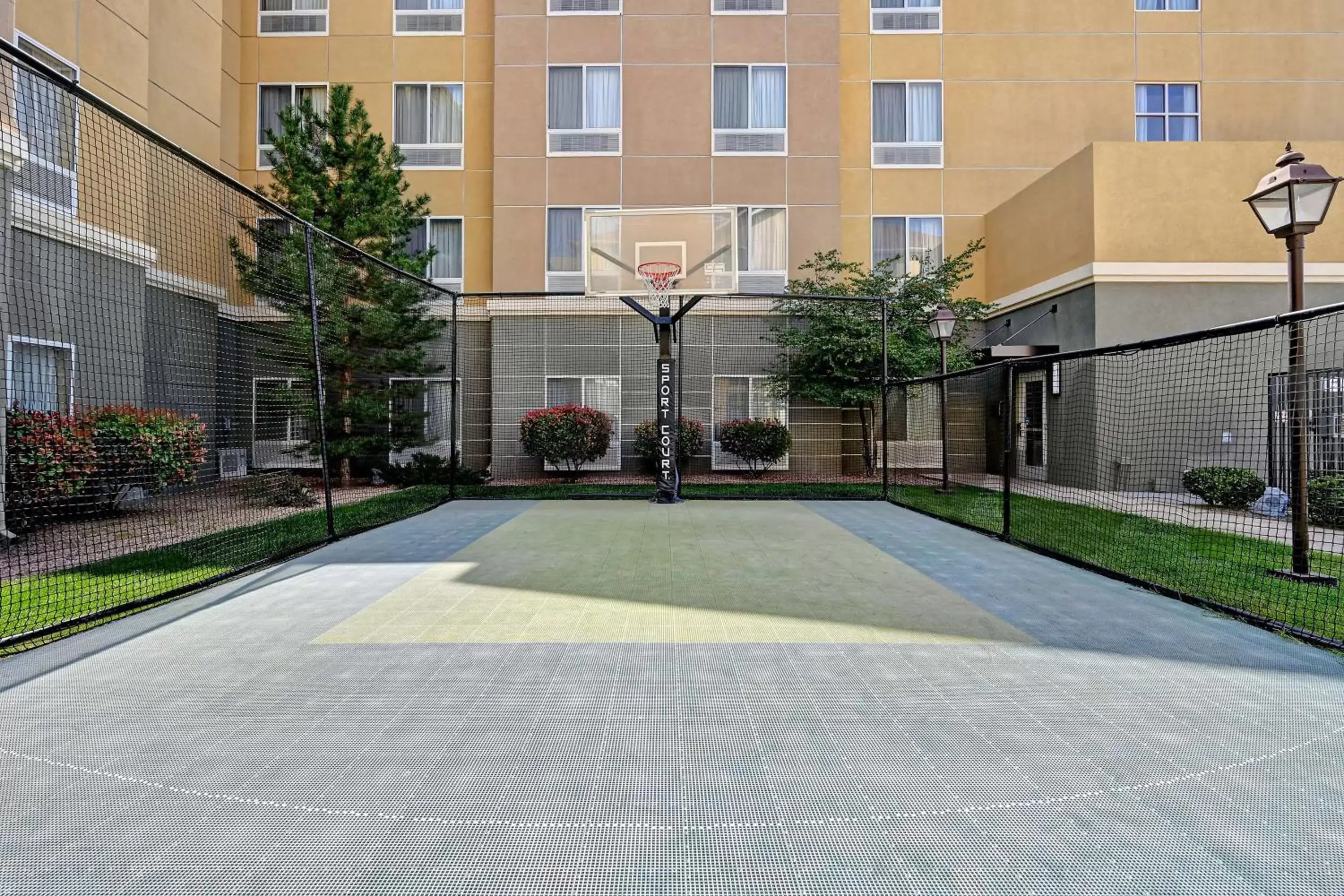 Property building, Swimming Pool in Homewood Suites by Hilton Albuquerque Airport