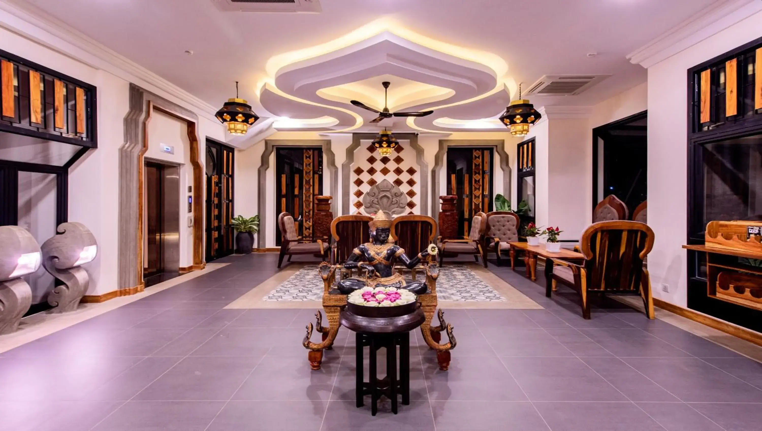 Lobby or reception, Restaurant/Places to Eat in Araya Angkor Residence