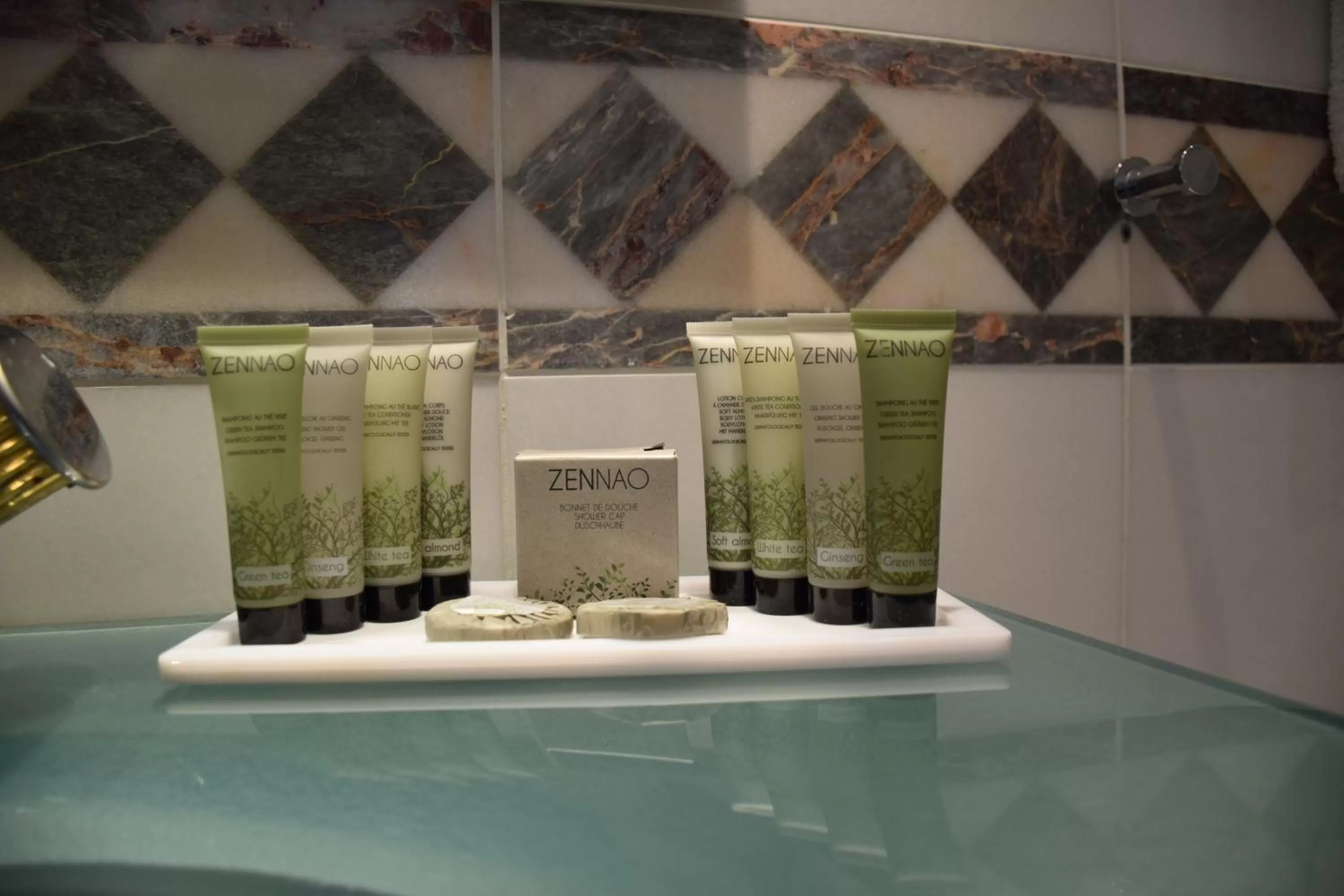 Decorative detail in Villa Lutèce Port Royal