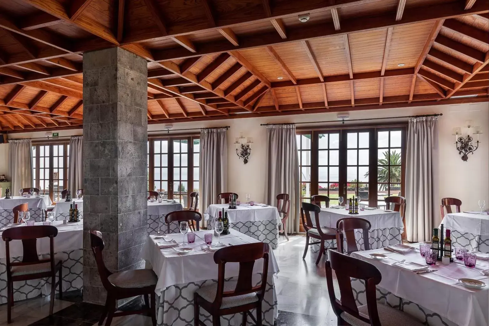 Restaurant/Places to Eat in Parador de La Palma