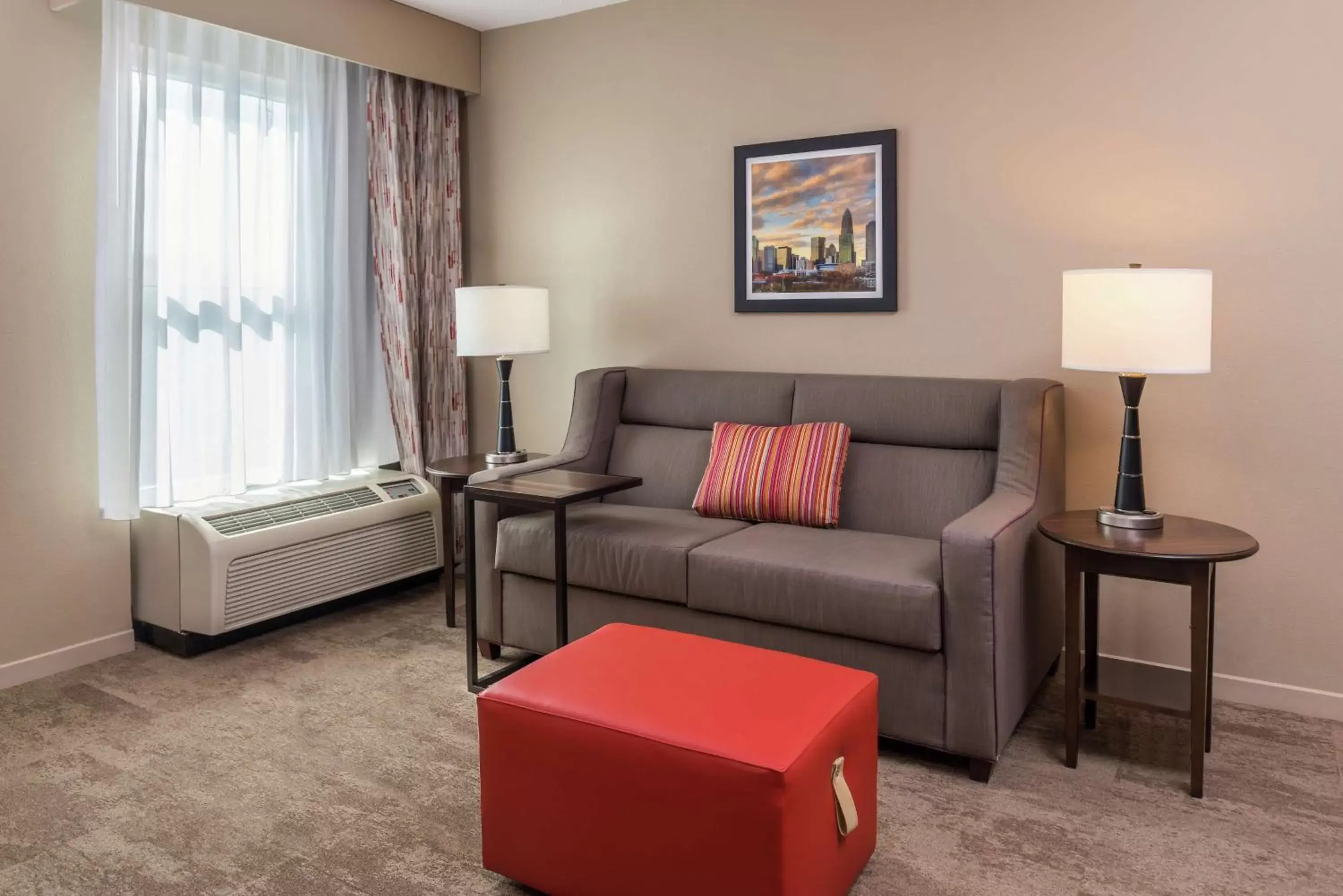 Living room, Seating Area in Hampton Inn & Suites Charlotte Arrowood