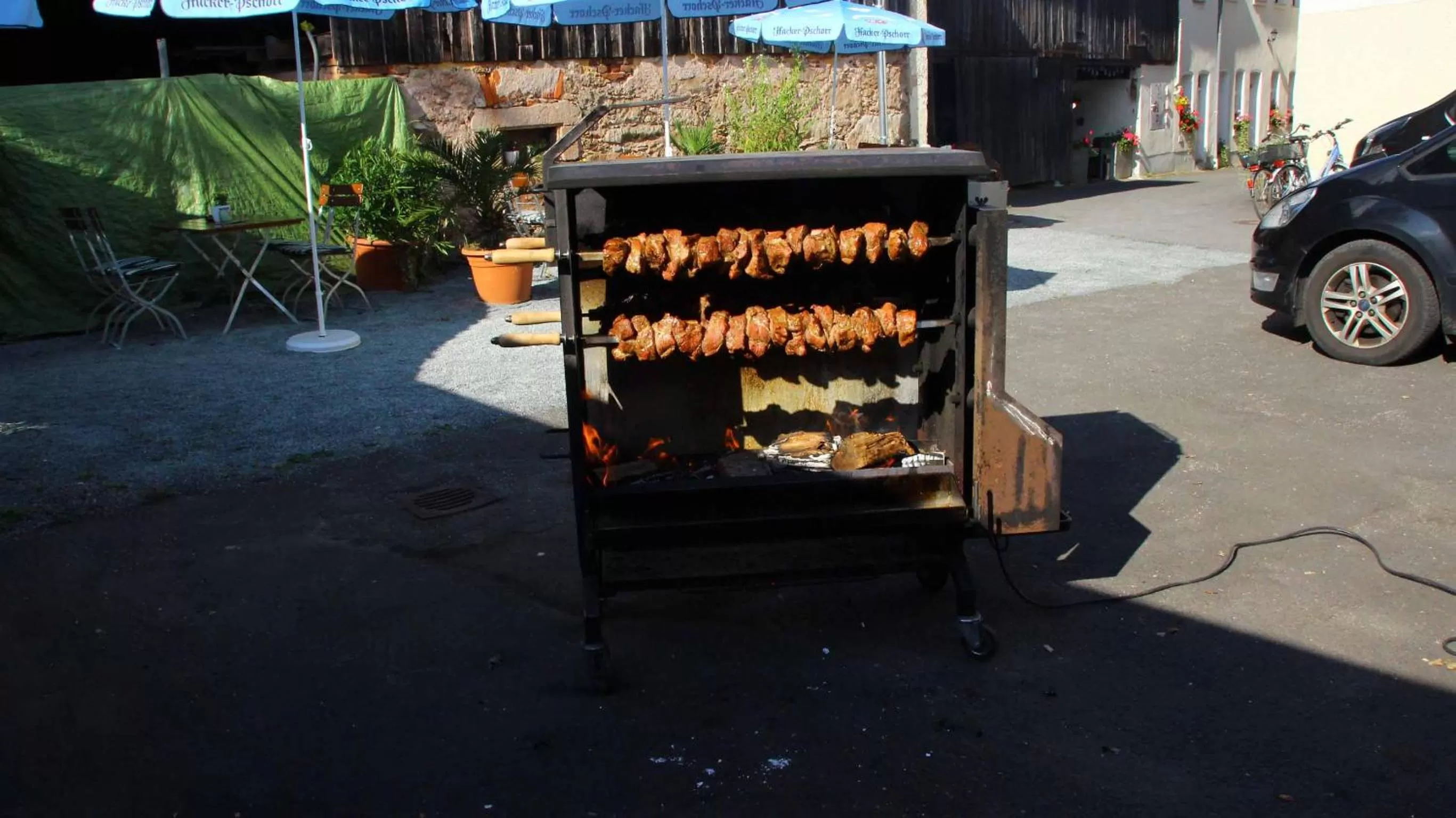 Restaurant/places to eat in Hotel Gasthof Zum weissen Lamm