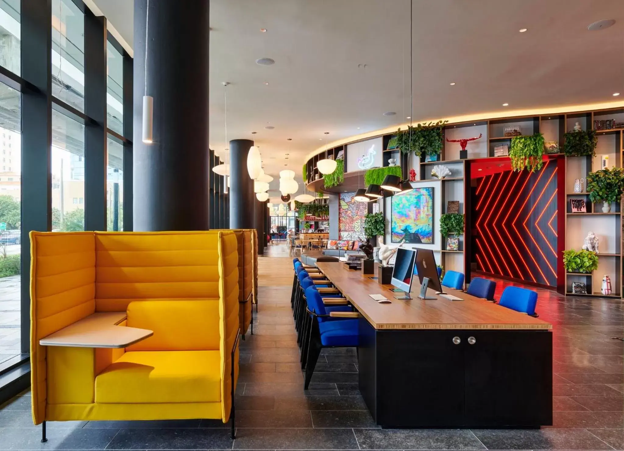 Business facilities, Lounge/Bar in citizenM Miami Worldcenter