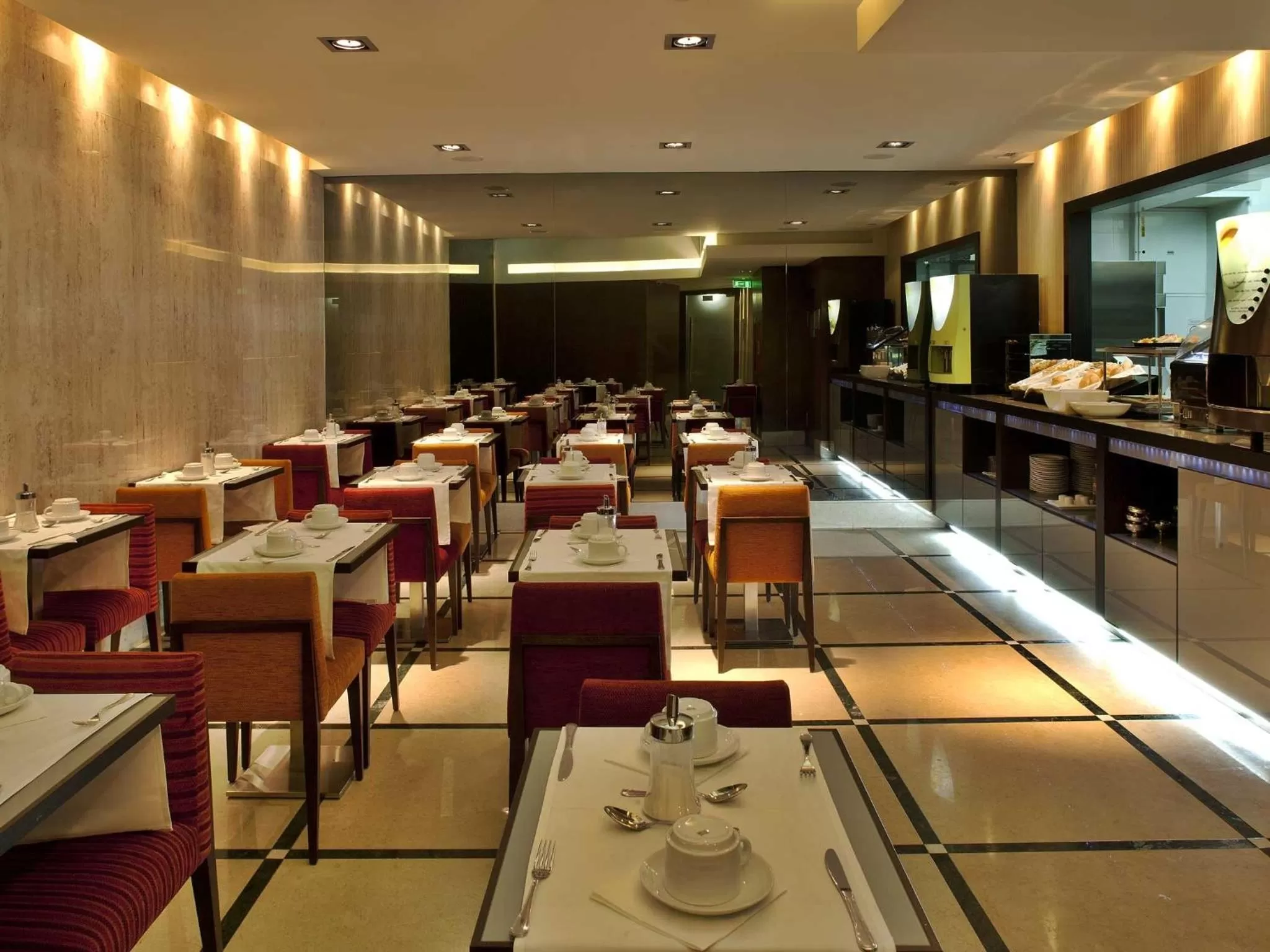 Restaurant/places to eat in TURIM Luxe Hotel