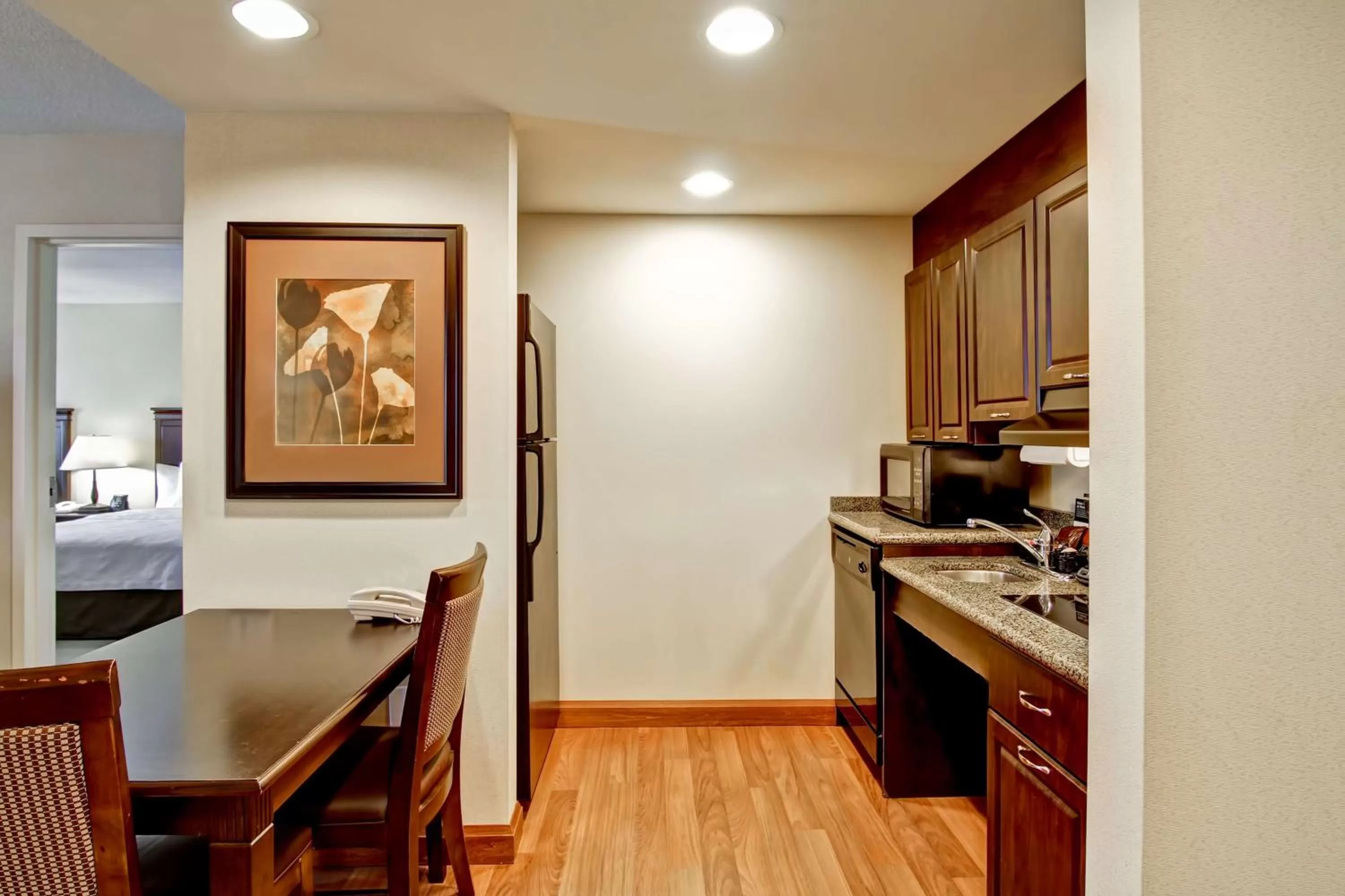 Kitchen or kitchenette in Homewood Suites by Hilton Sudbury