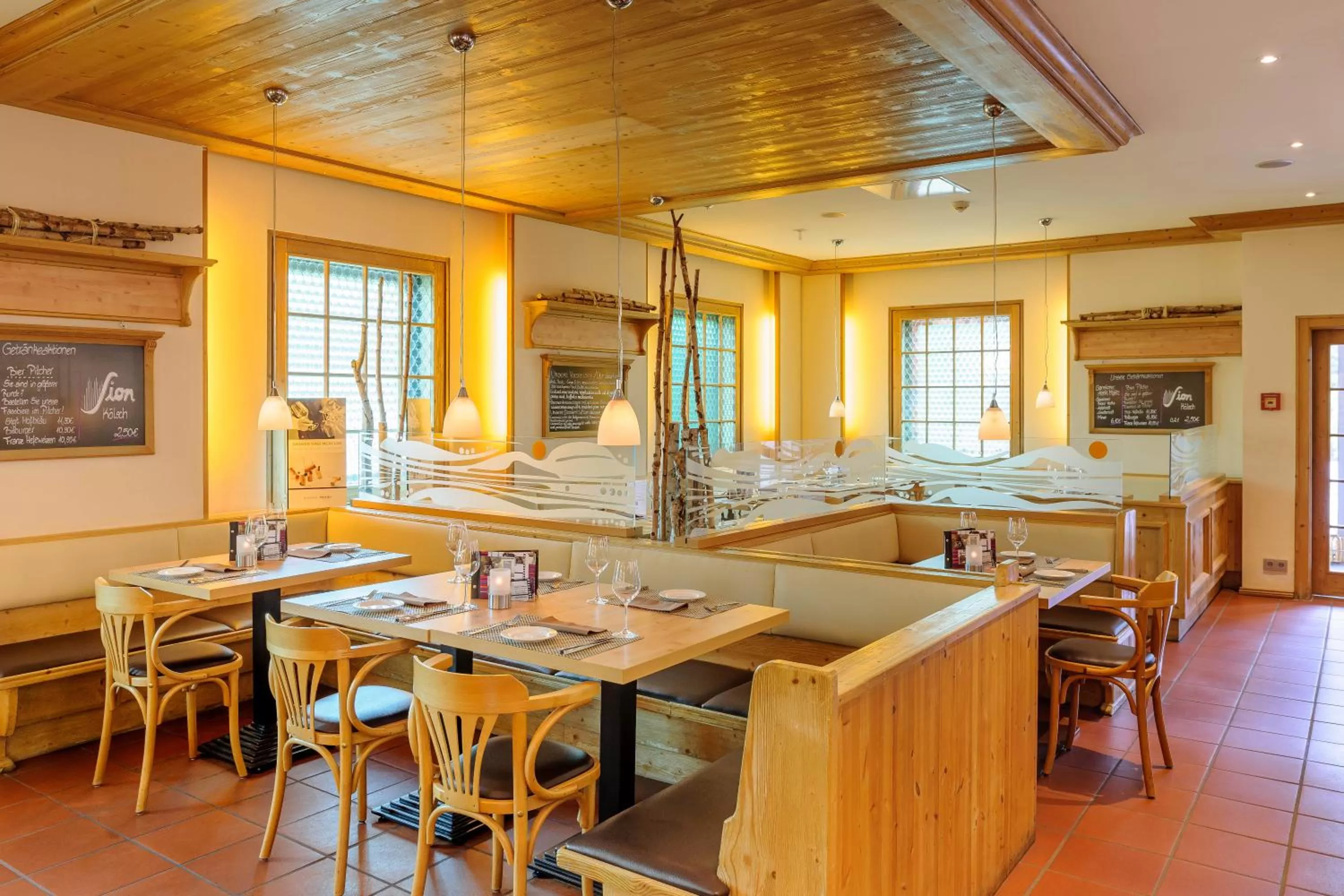 Restaurant/places to eat in Mercure Stuttgart Sindelfingen an der Messe