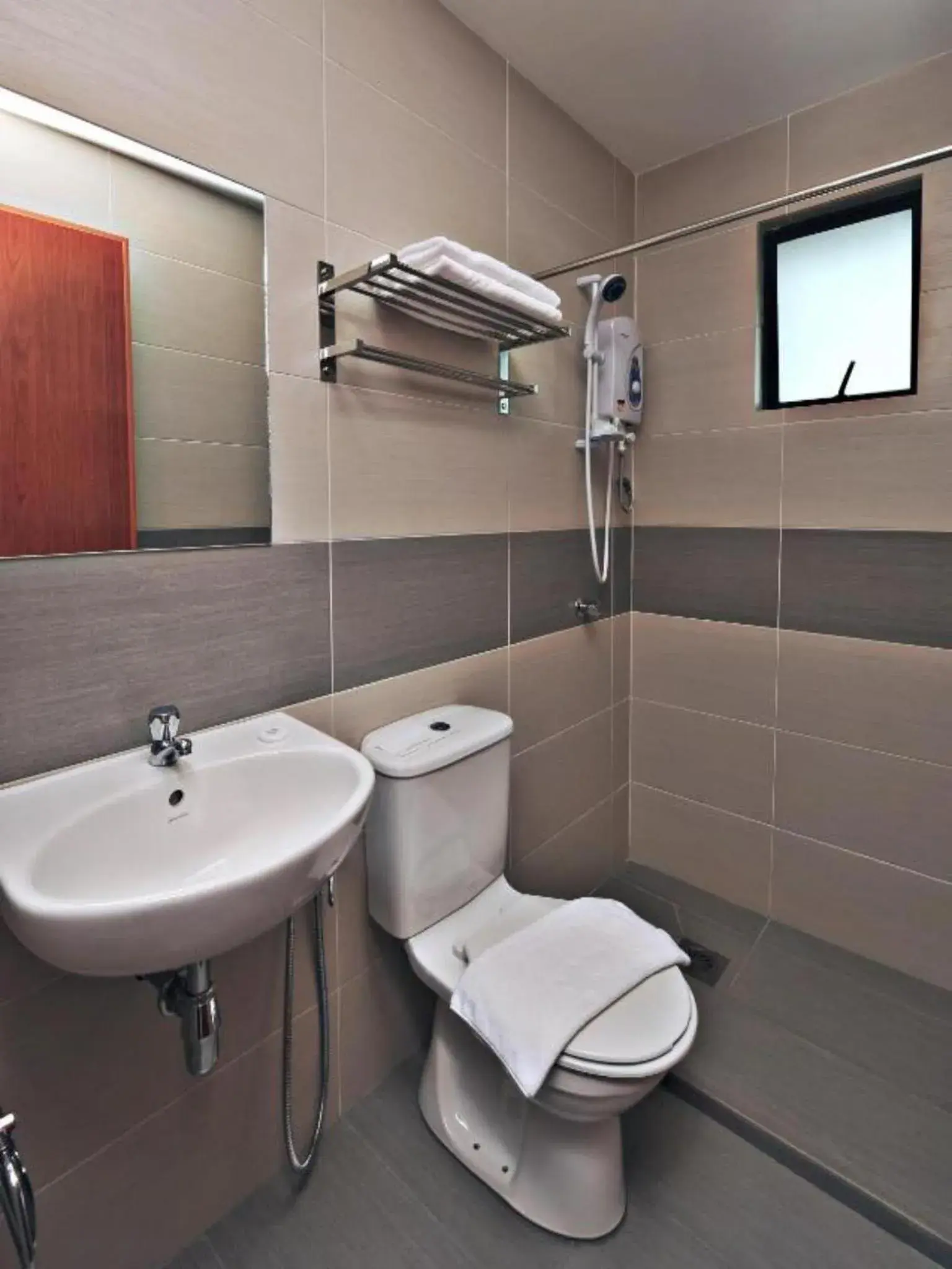Bathroom in U Pac Hotel