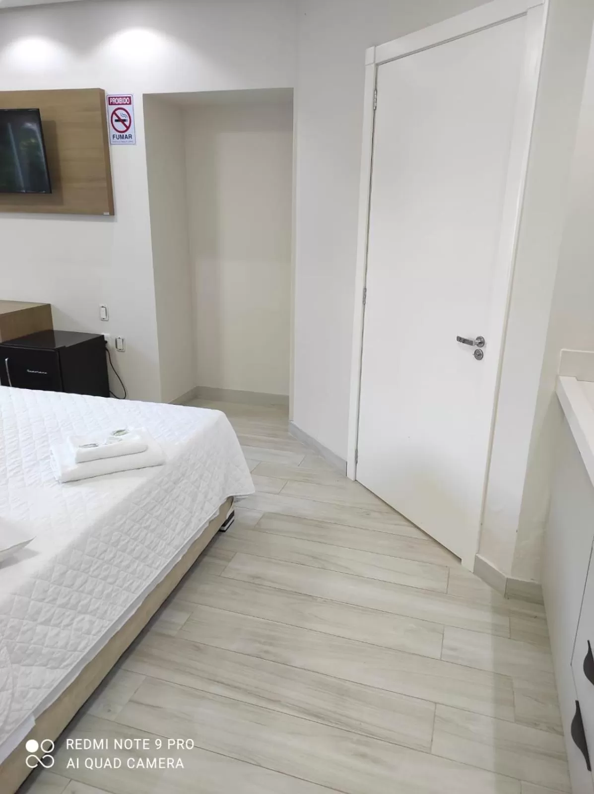 Bedroom, Bed in Hotel Serrano