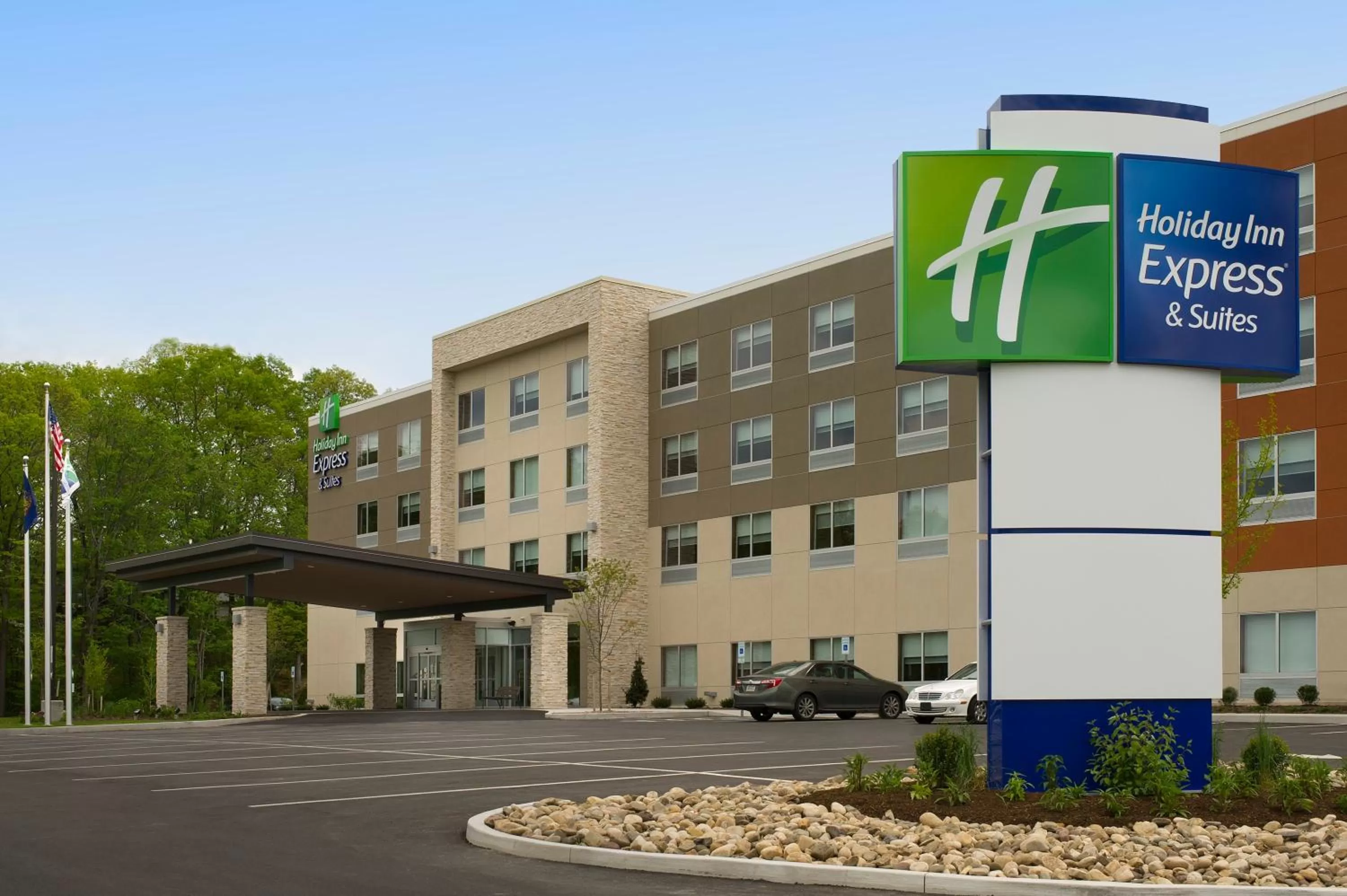 Property building in Holiday Inn Express & Suites by IHG Altoona by IHG