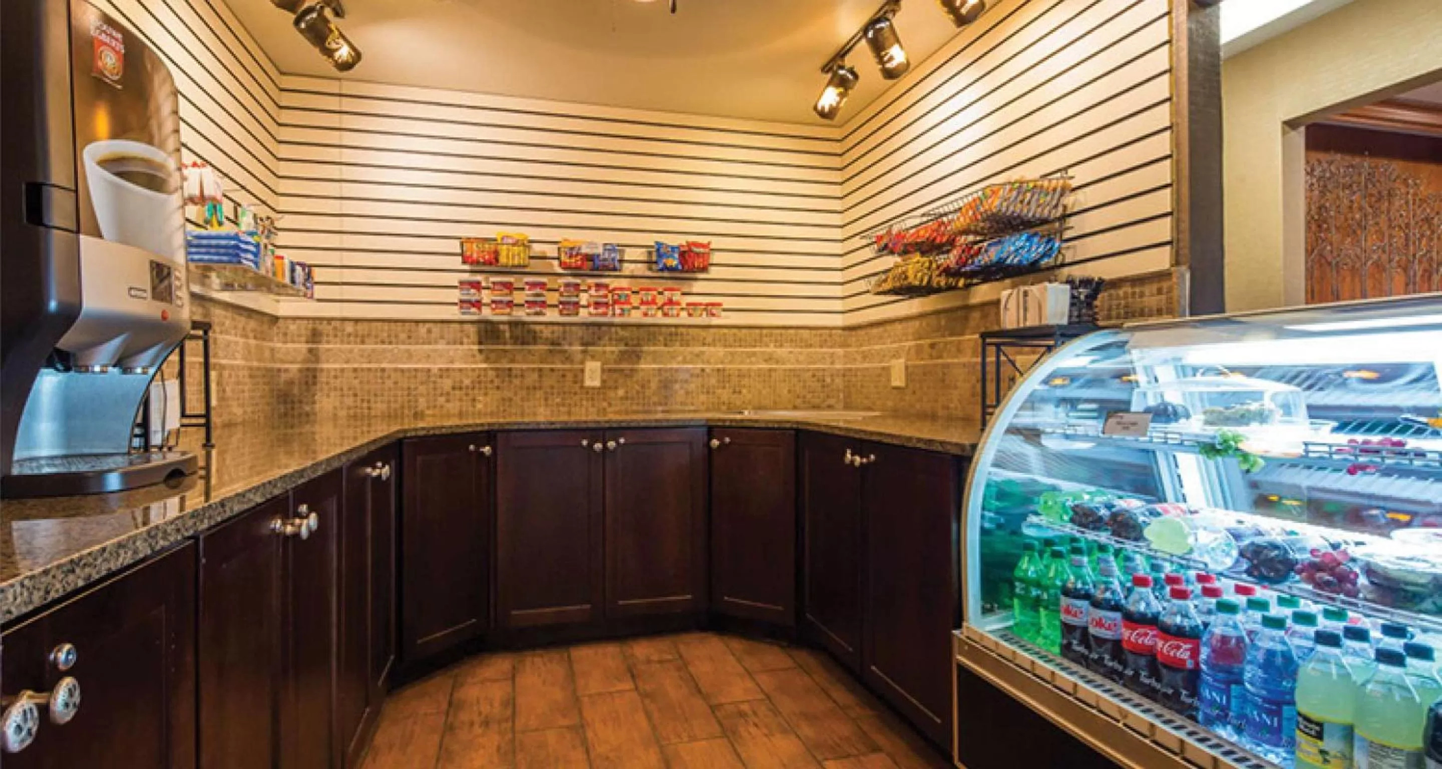 Property building in Best Western Plus Deer Park Hotel and Suites