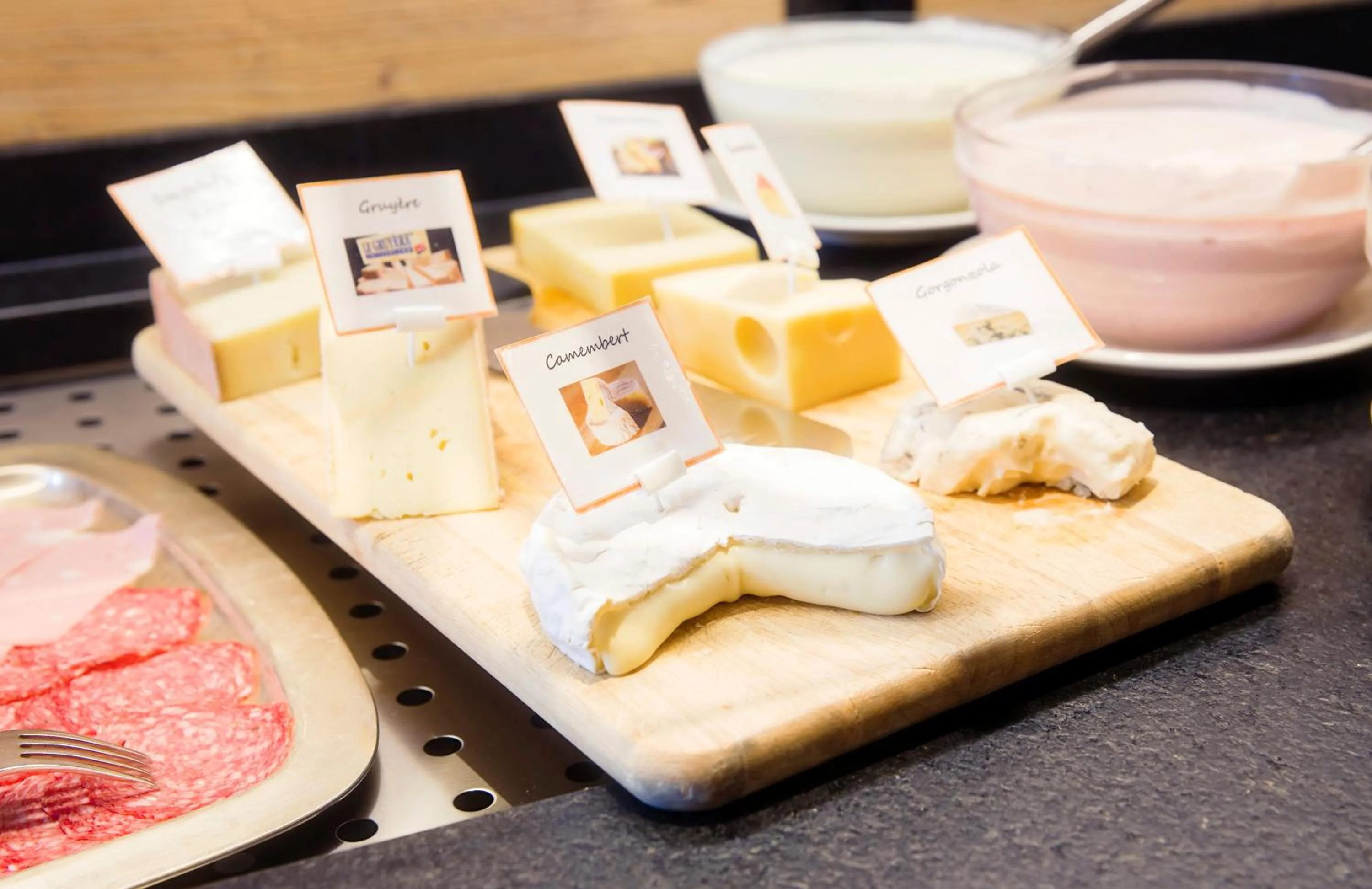 Breakfast in Hotel Hemizeus & Iremia Spa