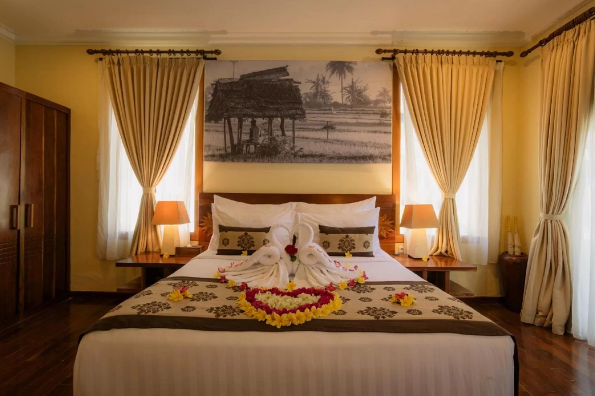 Property building, Bed in Ombak Sunset