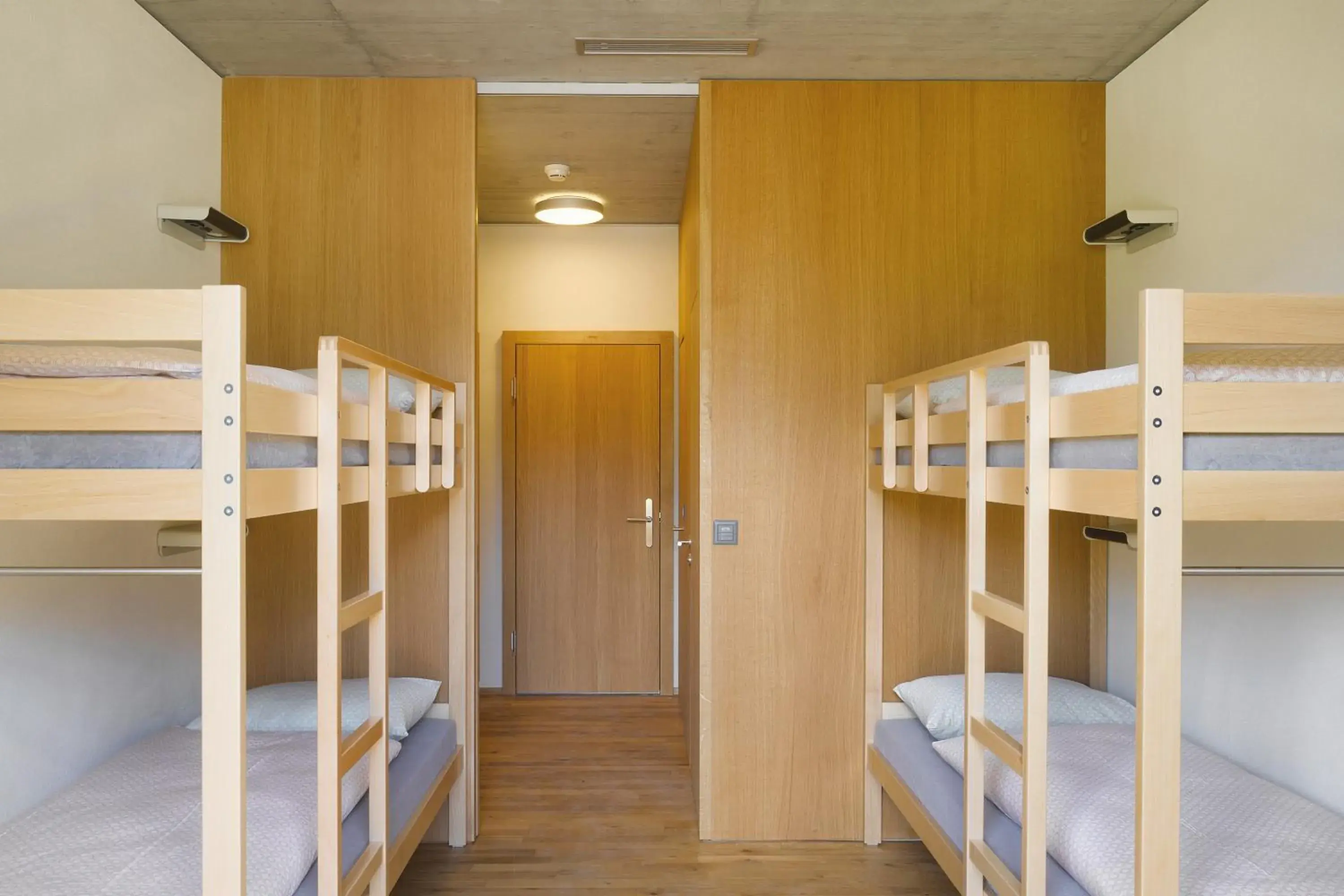 Bed, Bunk Bed in Interlaken Youth Hostel