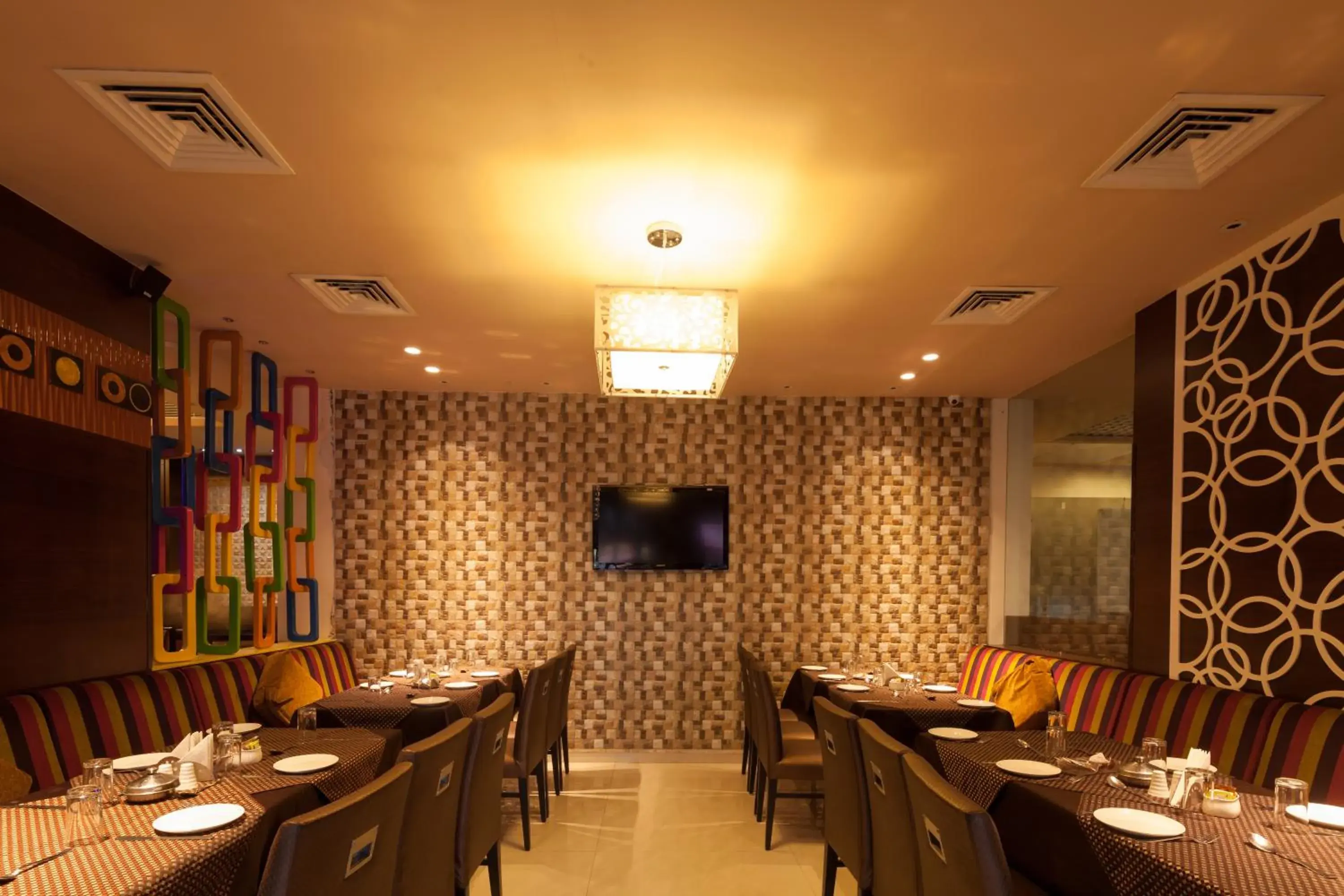 Restaurant/Places to Eat in Ginger Mumbai Andheri (MIDC)