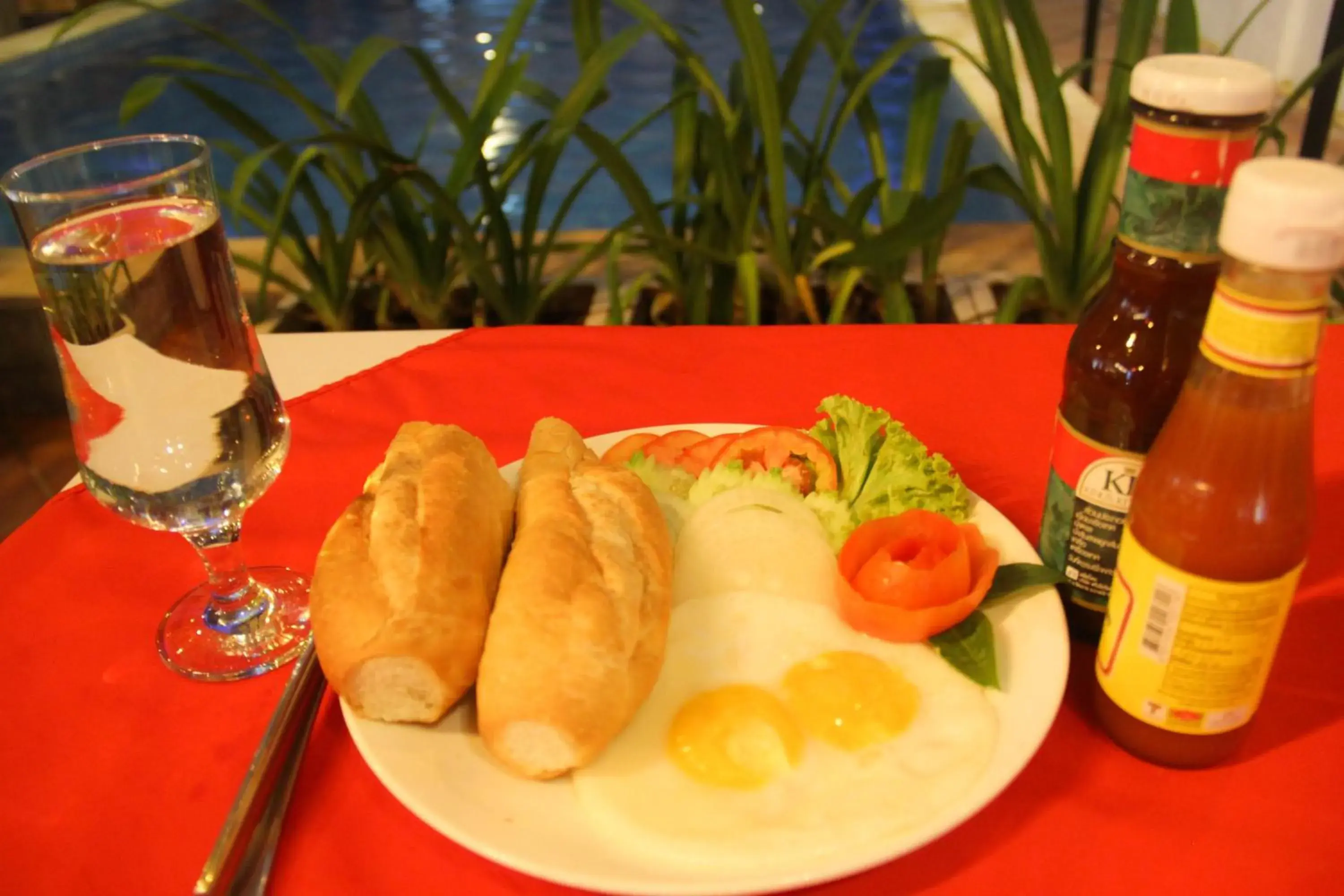 Continental breakfast, Food in Tropical Breeze Guesthouse