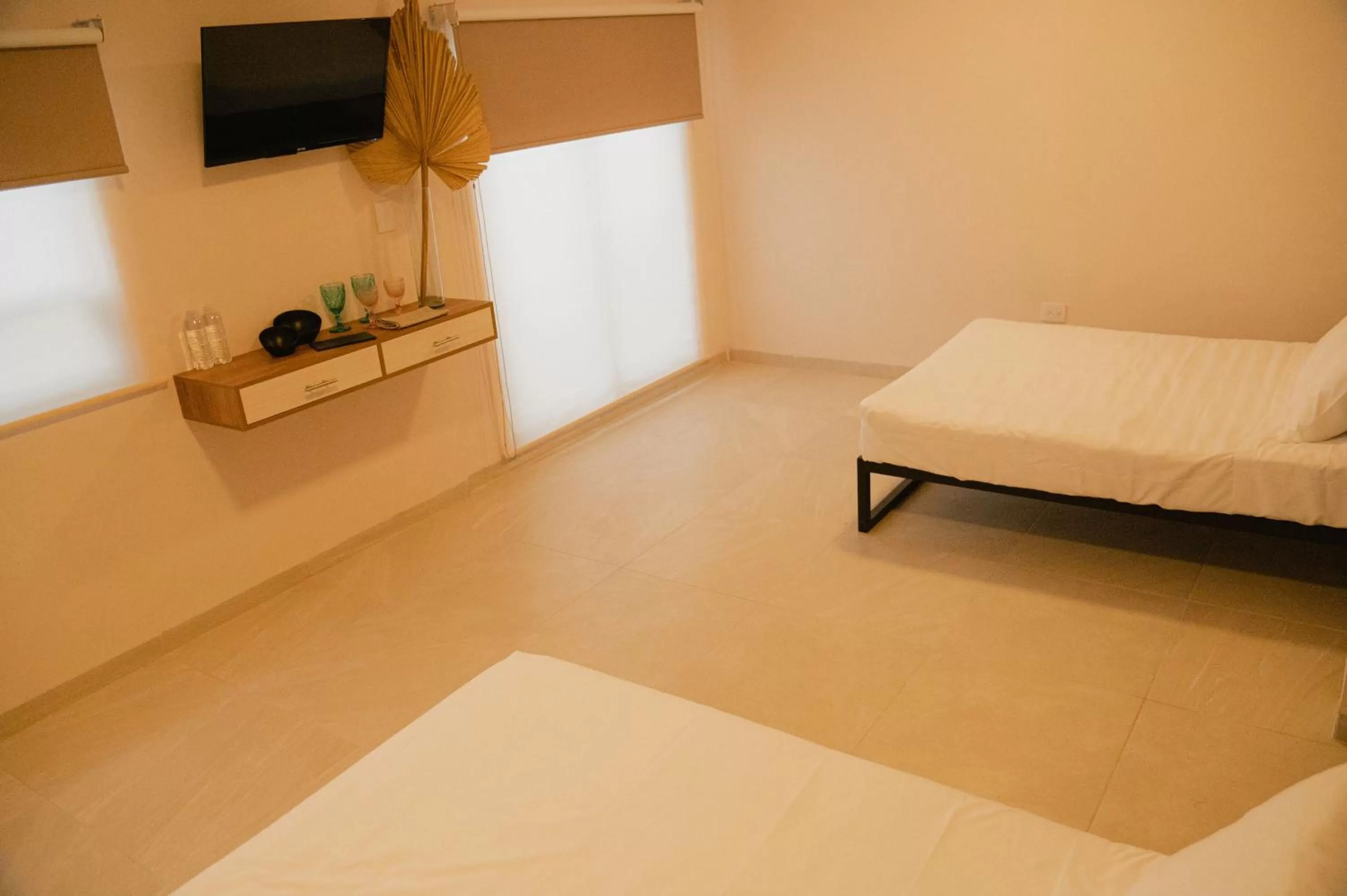 TV and multimedia, Bed in Hotel Fratelli