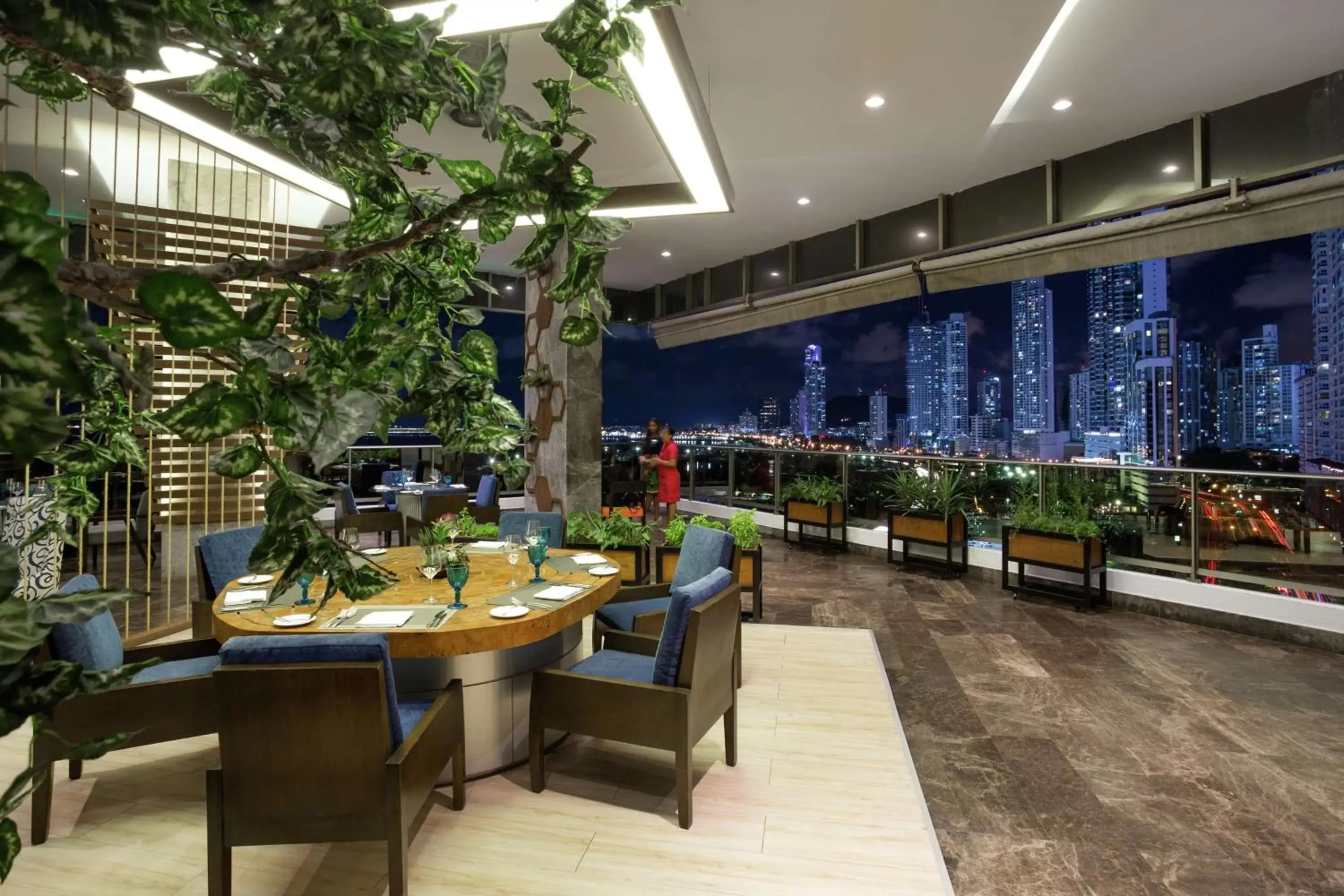 Restaurant/Places to Eat in Hilton Panama