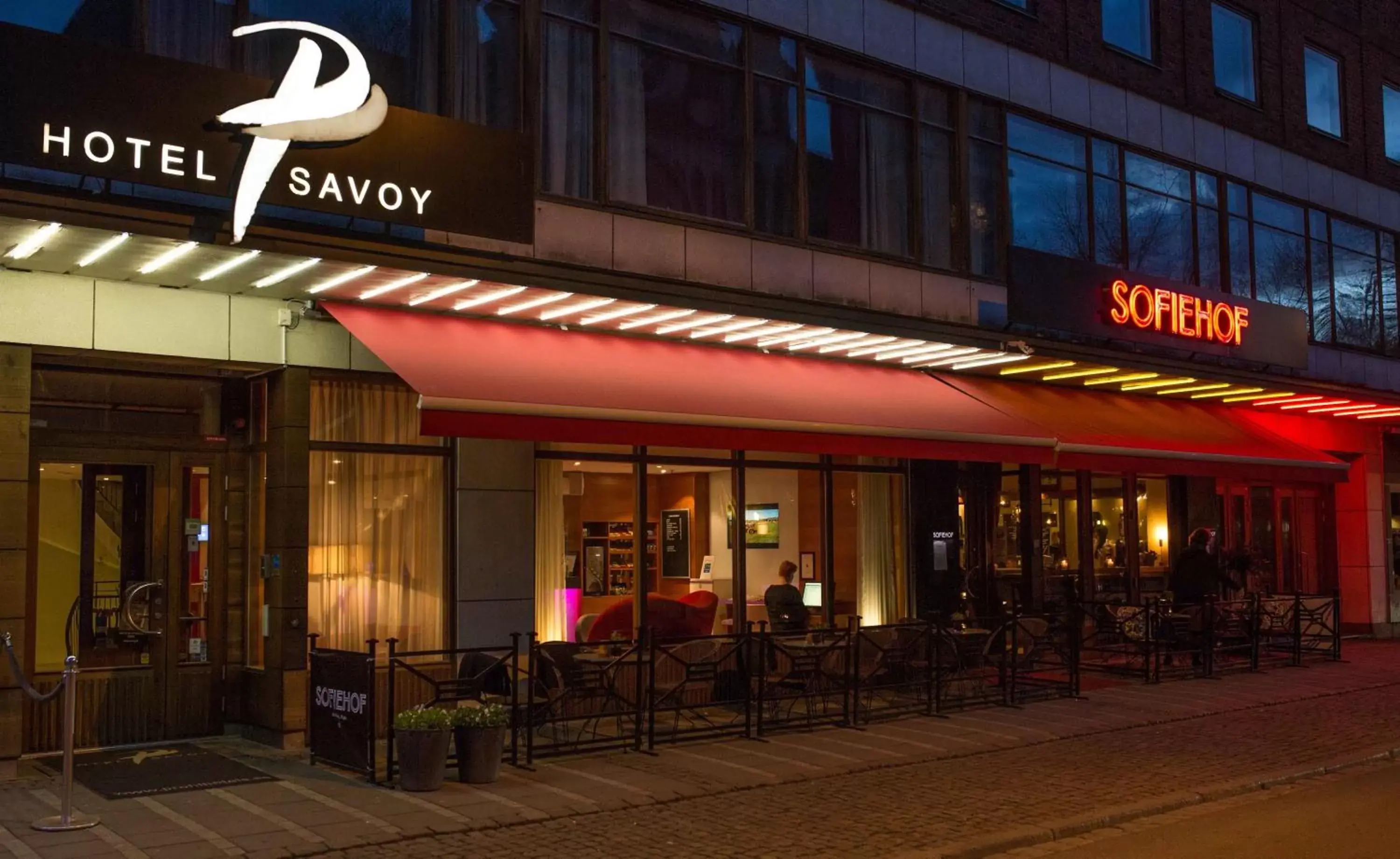 Property building in ProfilHotels Savoy