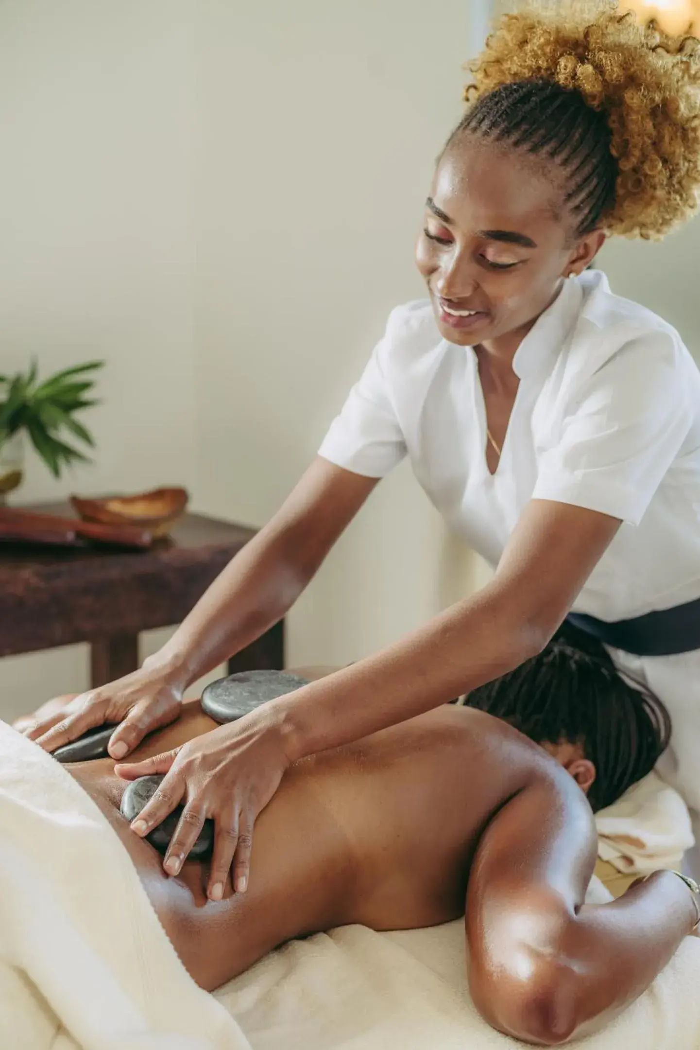 Massage in Swahili Beach