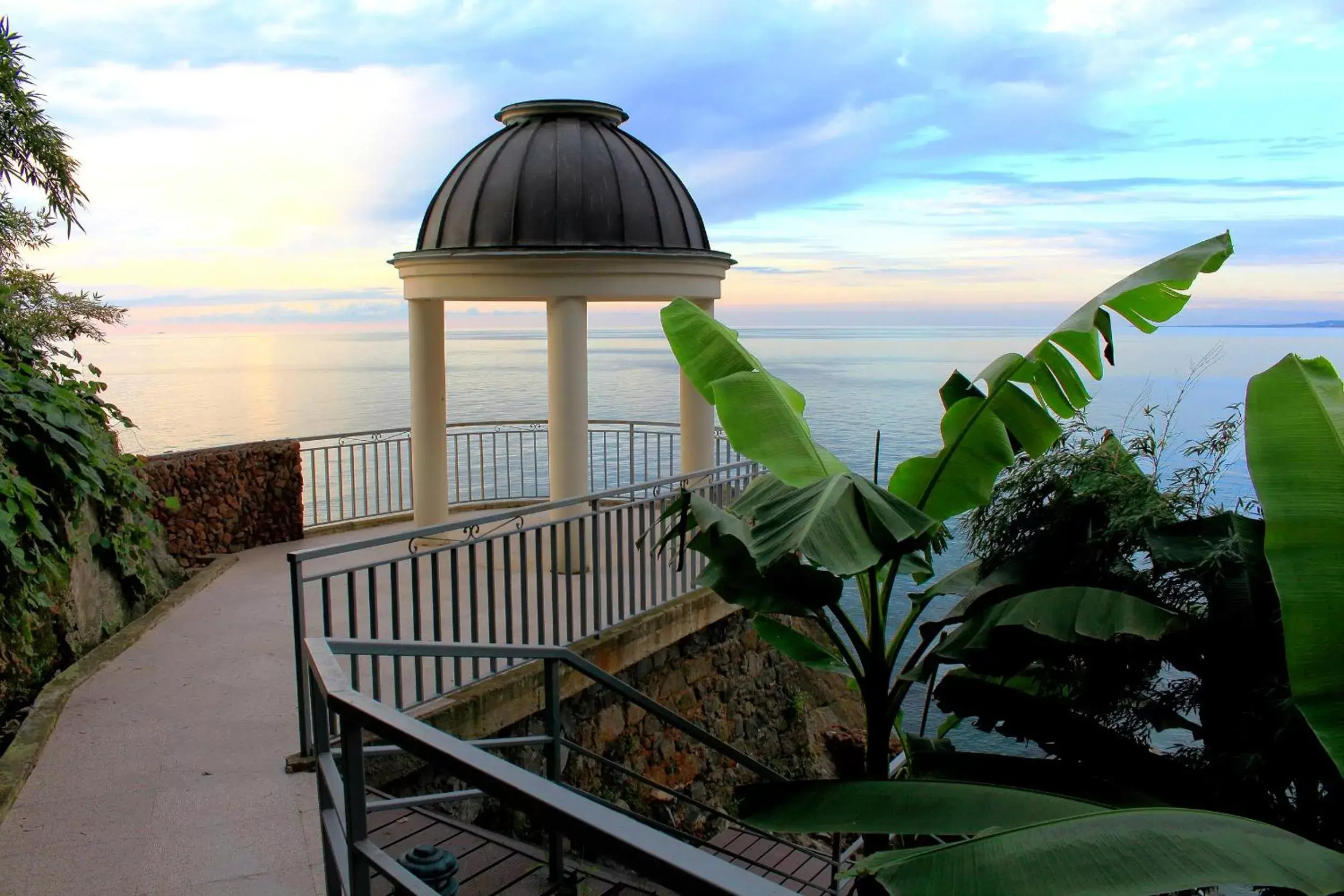 Restaurant/places to eat, Sea View in Castello Mare Hotel