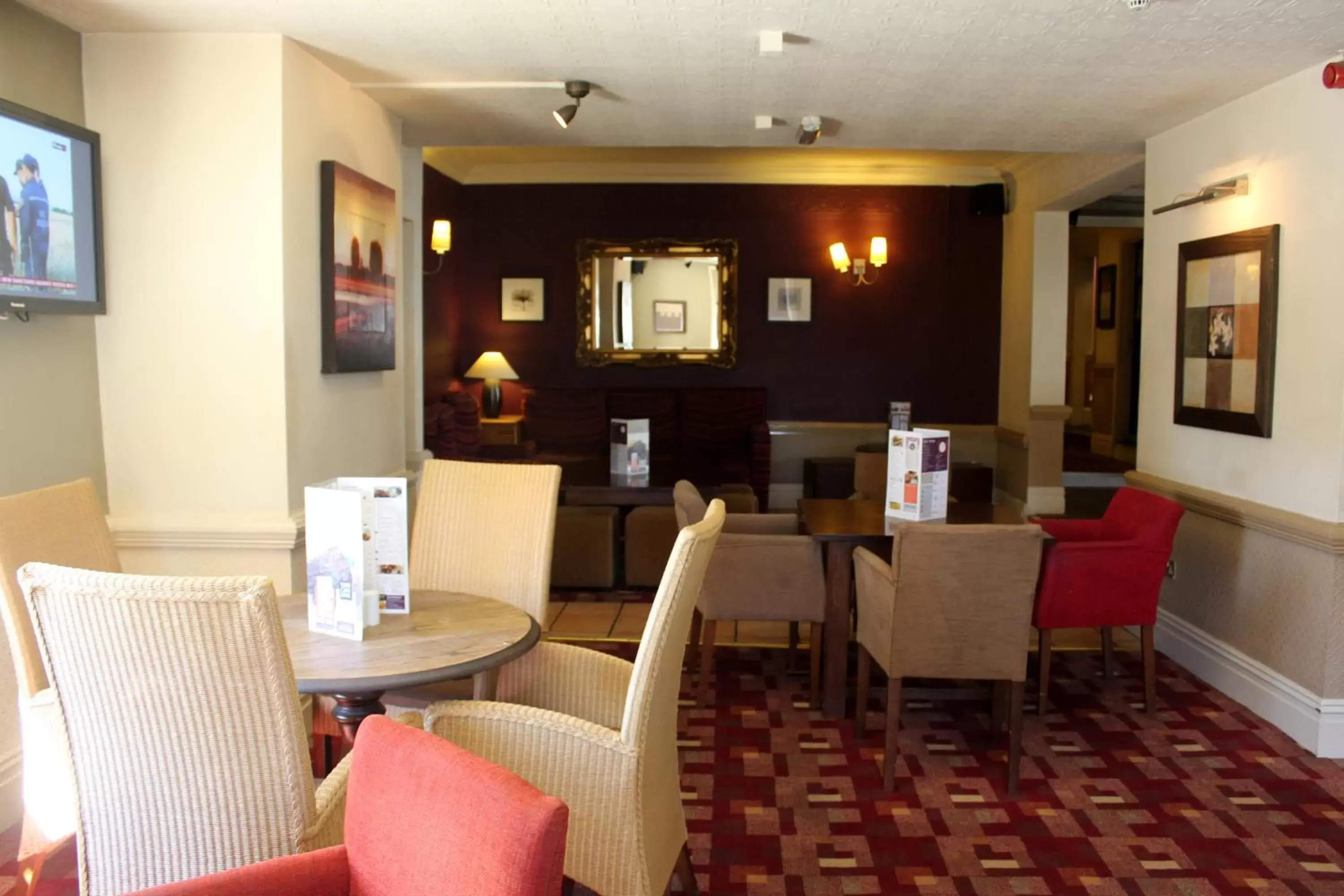 Restaurant/Places to Eat in Thomas Arms Hotel