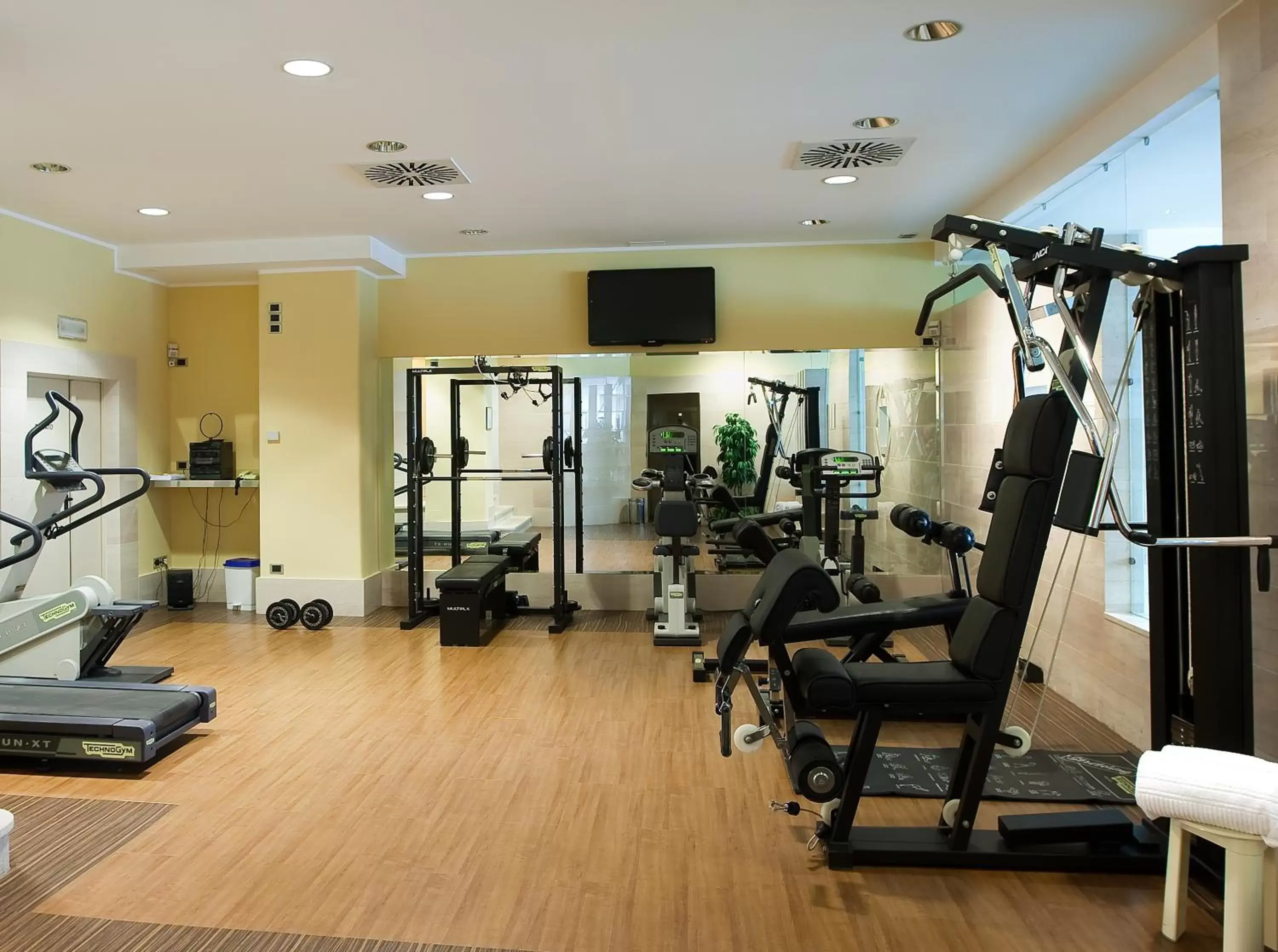 Fitness centre/facilities, Fitness Center/Facilities in Sangallo Palace