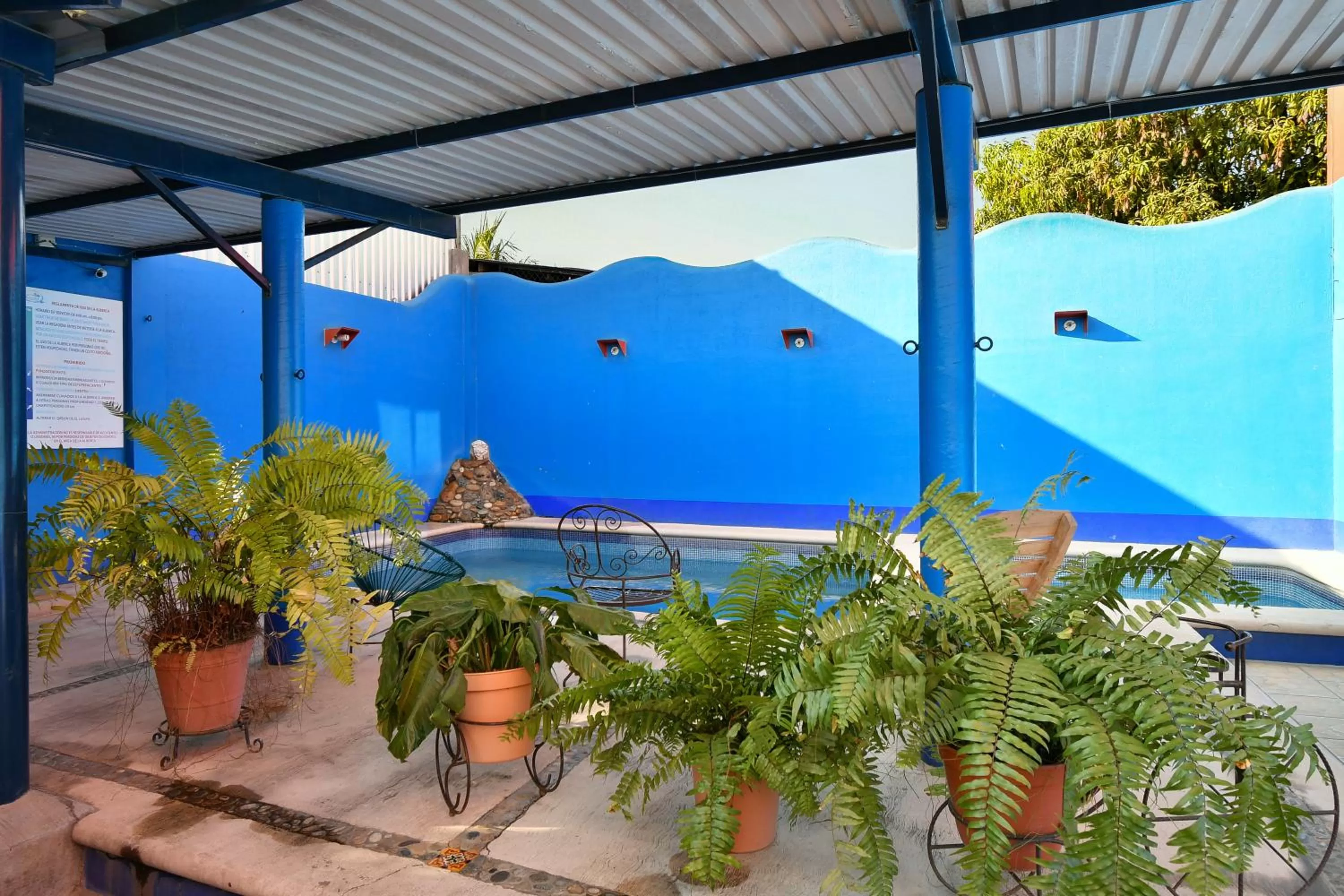 Swimming pool in Hotel Costamar, Puerto Escondido