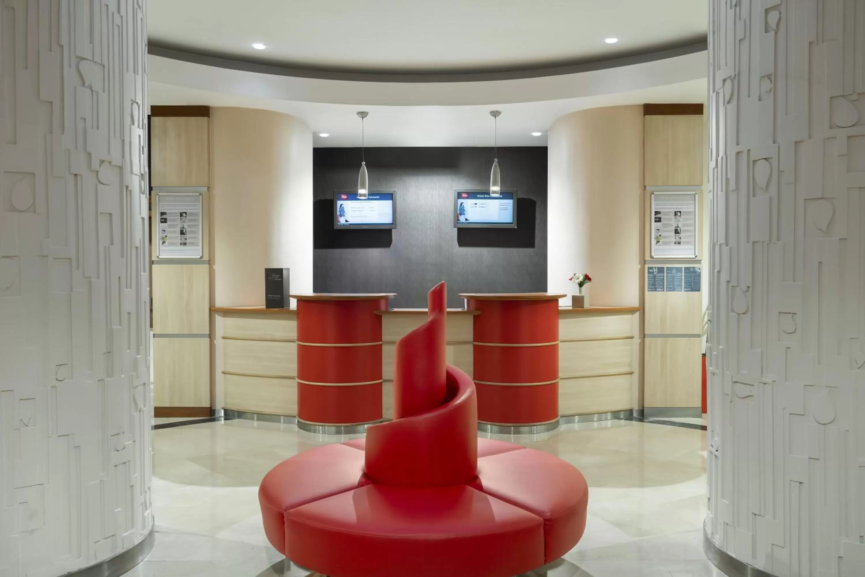 Lobby or reception in Ibis Eskisehir