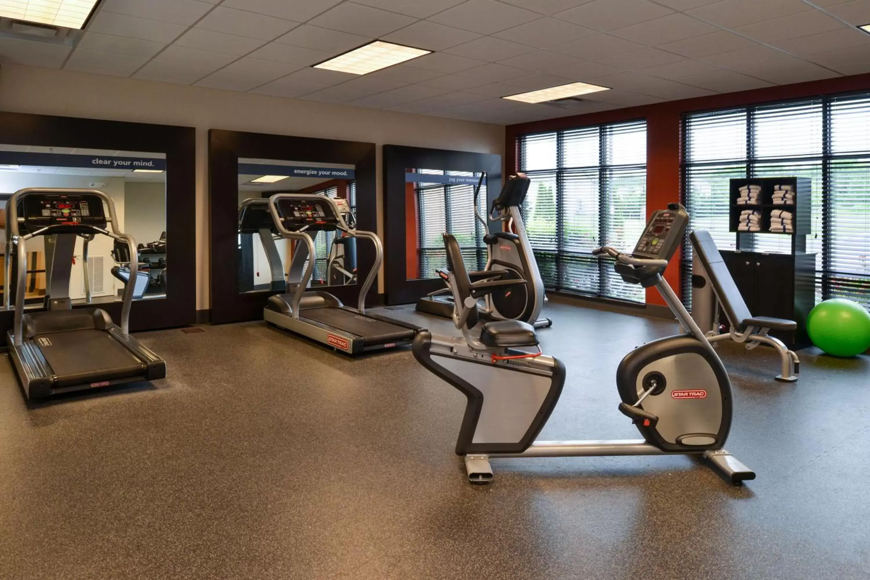 Fitness centre/facilities in Hampton Inn Milford Fitness centre/facilities in Hampton Inn Milford