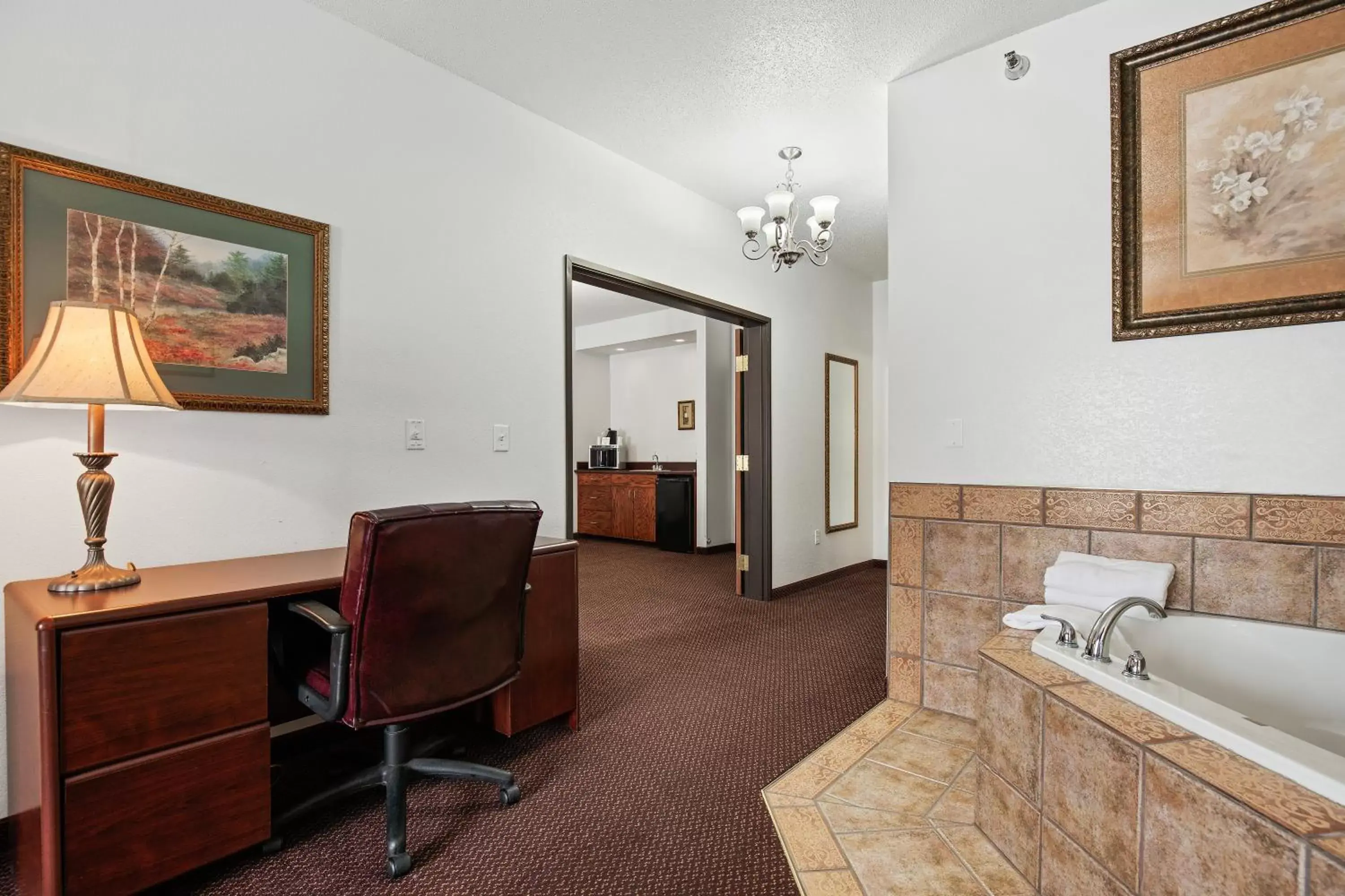 Seating Area in Stay USA Hotel and Suites