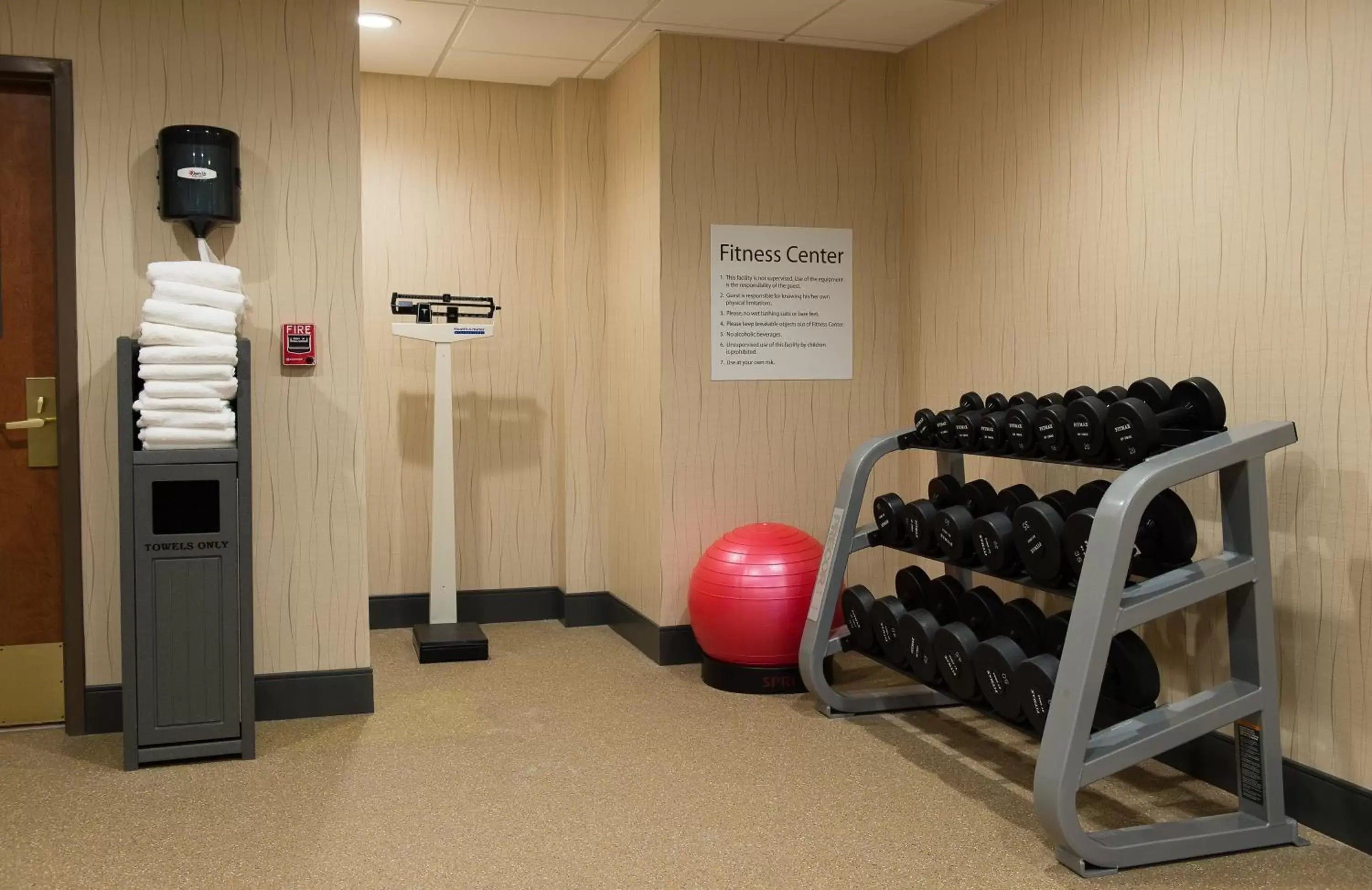 Fitness centre/facilities, Fitness Center/Facilities in Holiday Inn Express & Suites Walterboro, an IHG Hotel