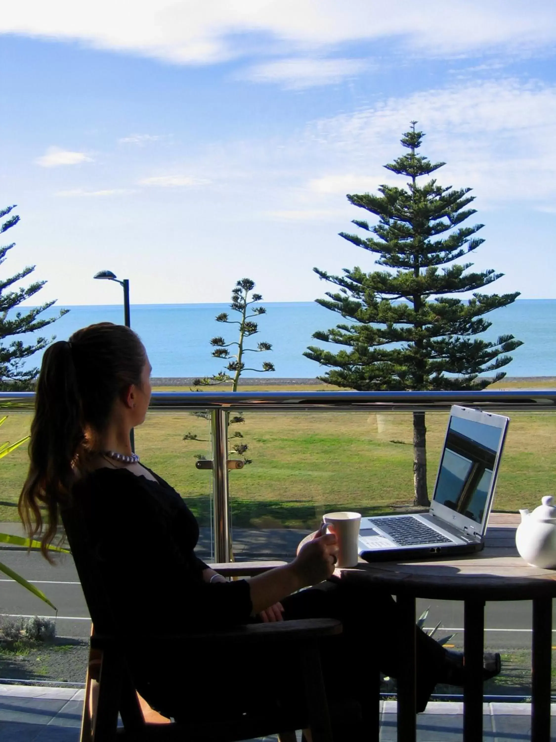 Sea view in Pebble Beach Motor Inn