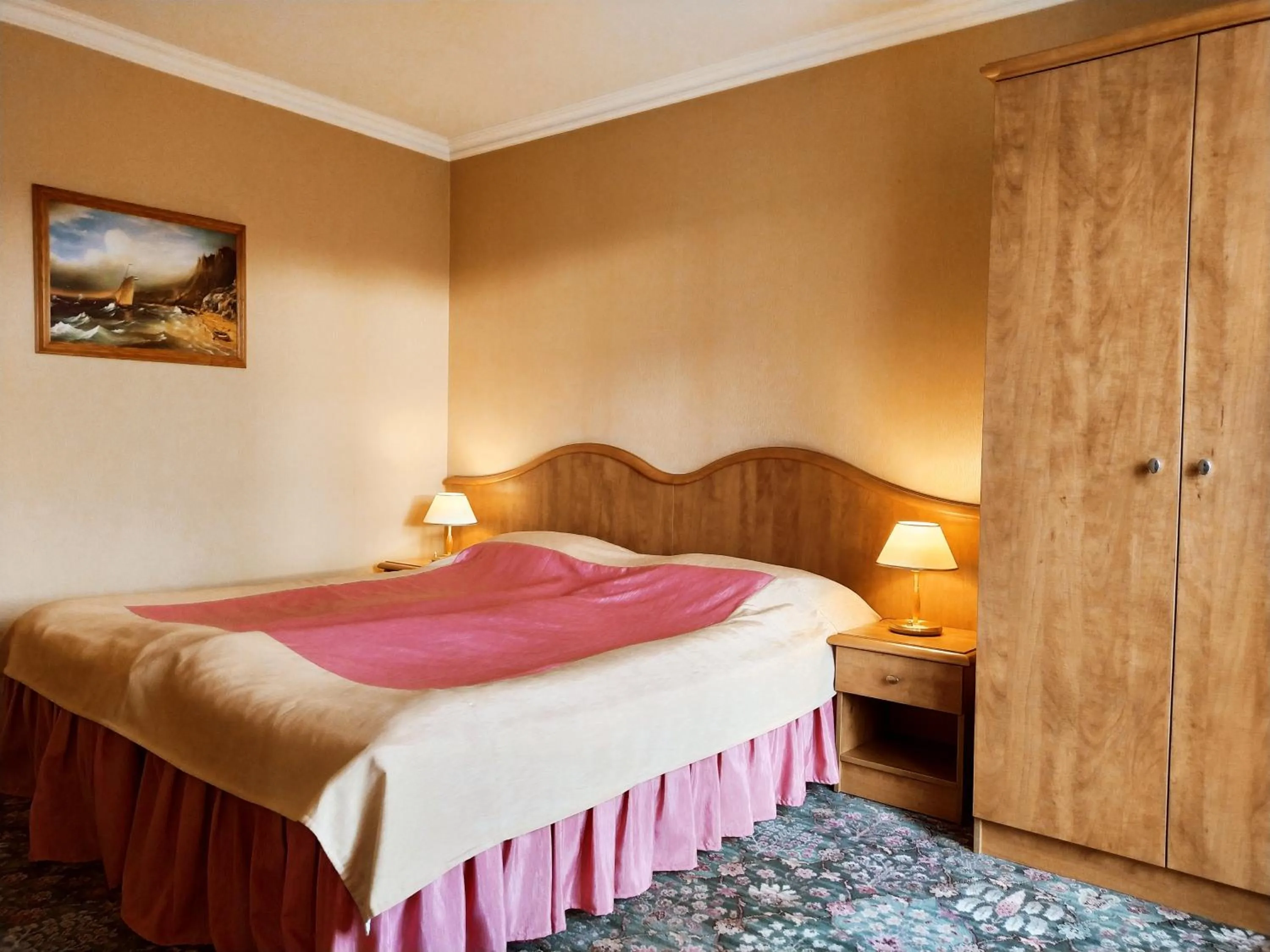 Bedroom, Bed in Hotel Polaris