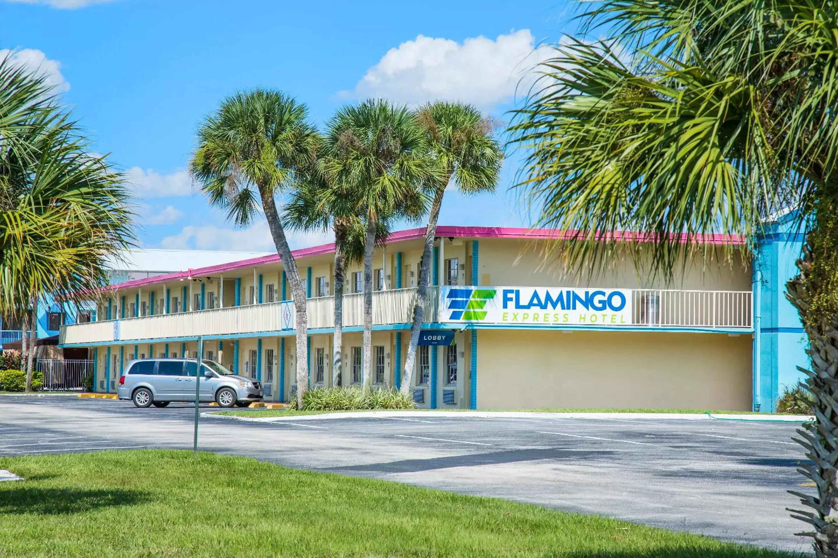 Facade/entrance, Garden in Flamingo Express Hotel