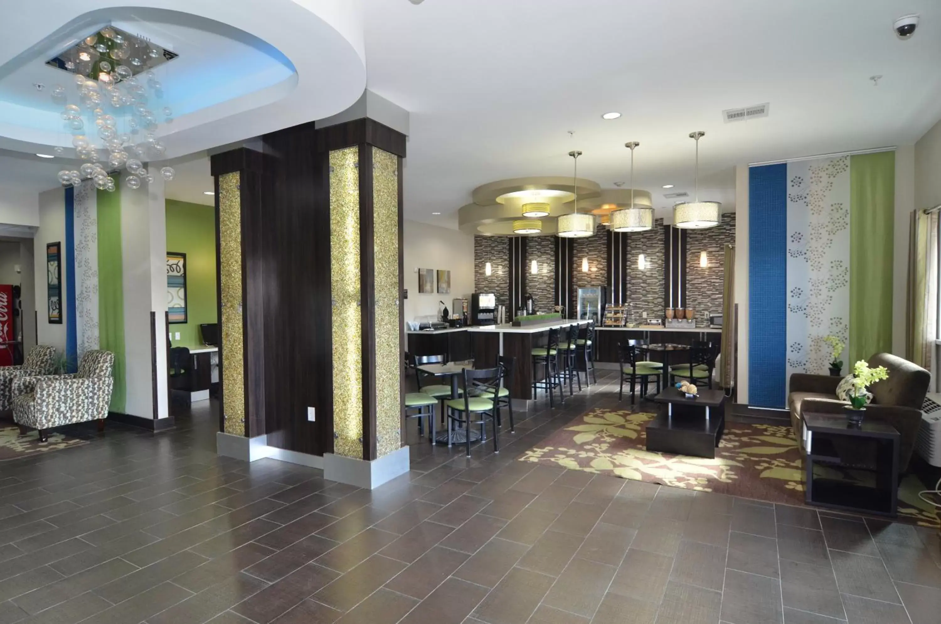 Lobby/Reception in Quality Inn & Suites Kenedy - Karnes City