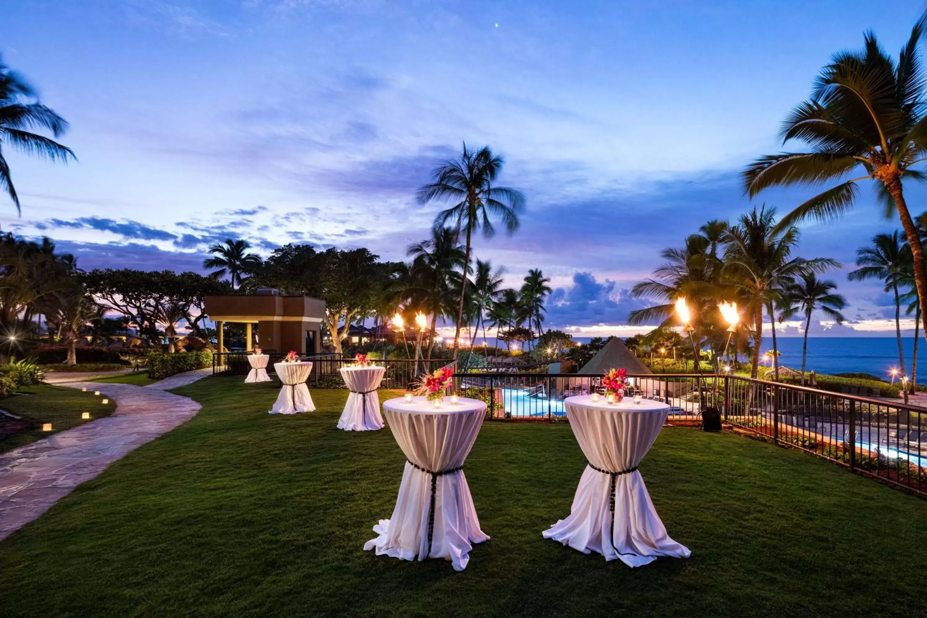 Garden, Banquet Facilities in Hilton Waikoloa Village