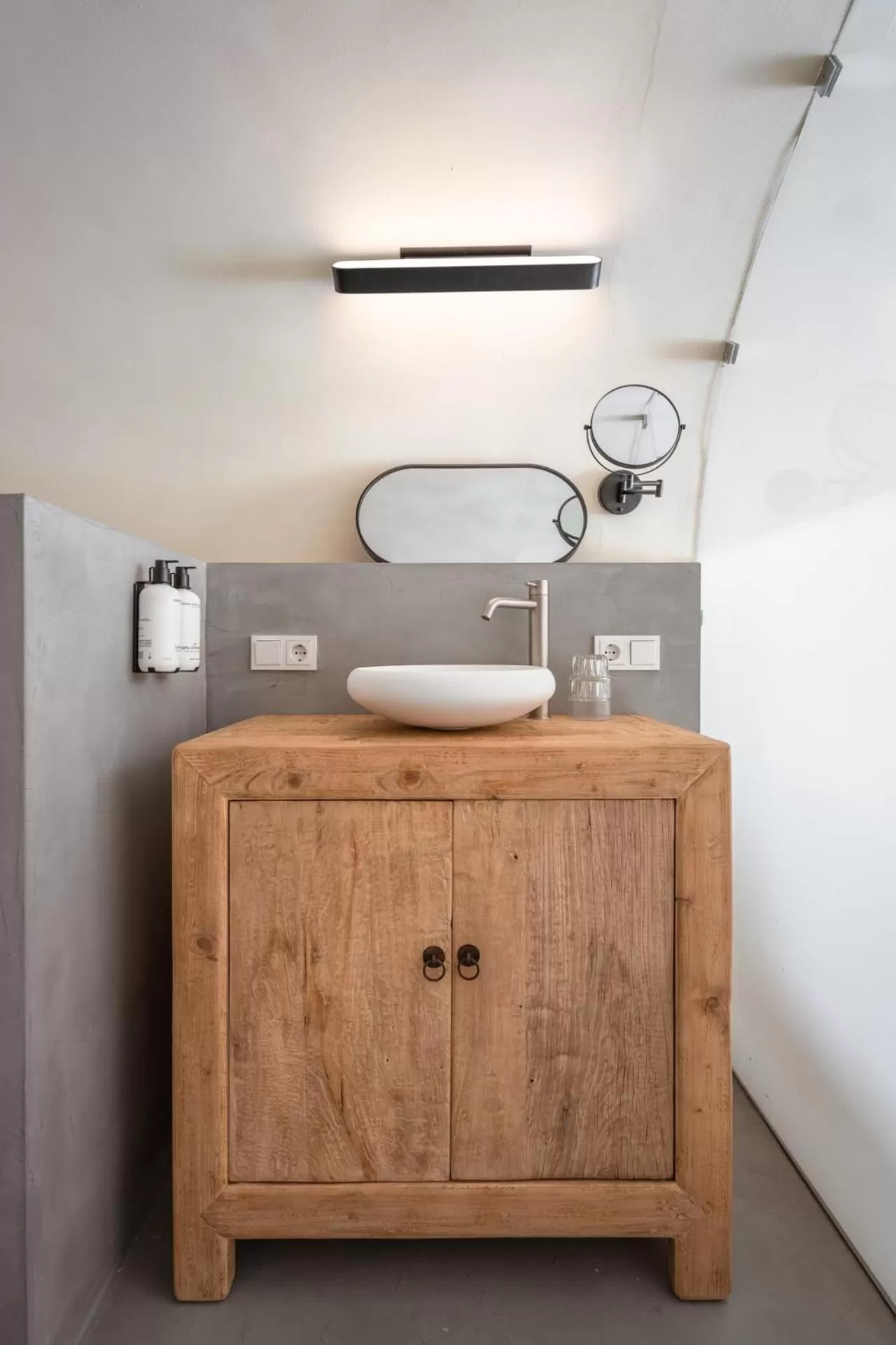 Bathroom in Court Hotel Utrecht City Centre