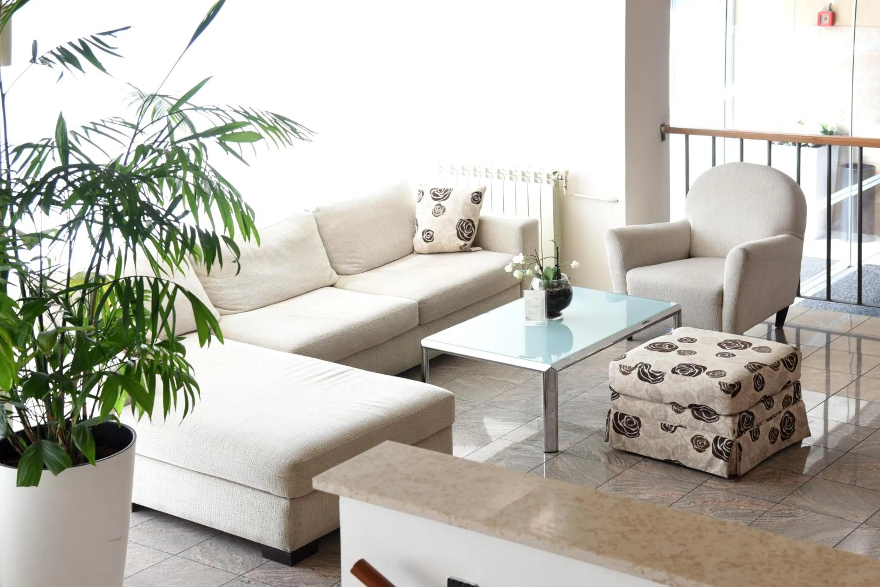 Lobby or reception in Hotel Neboder