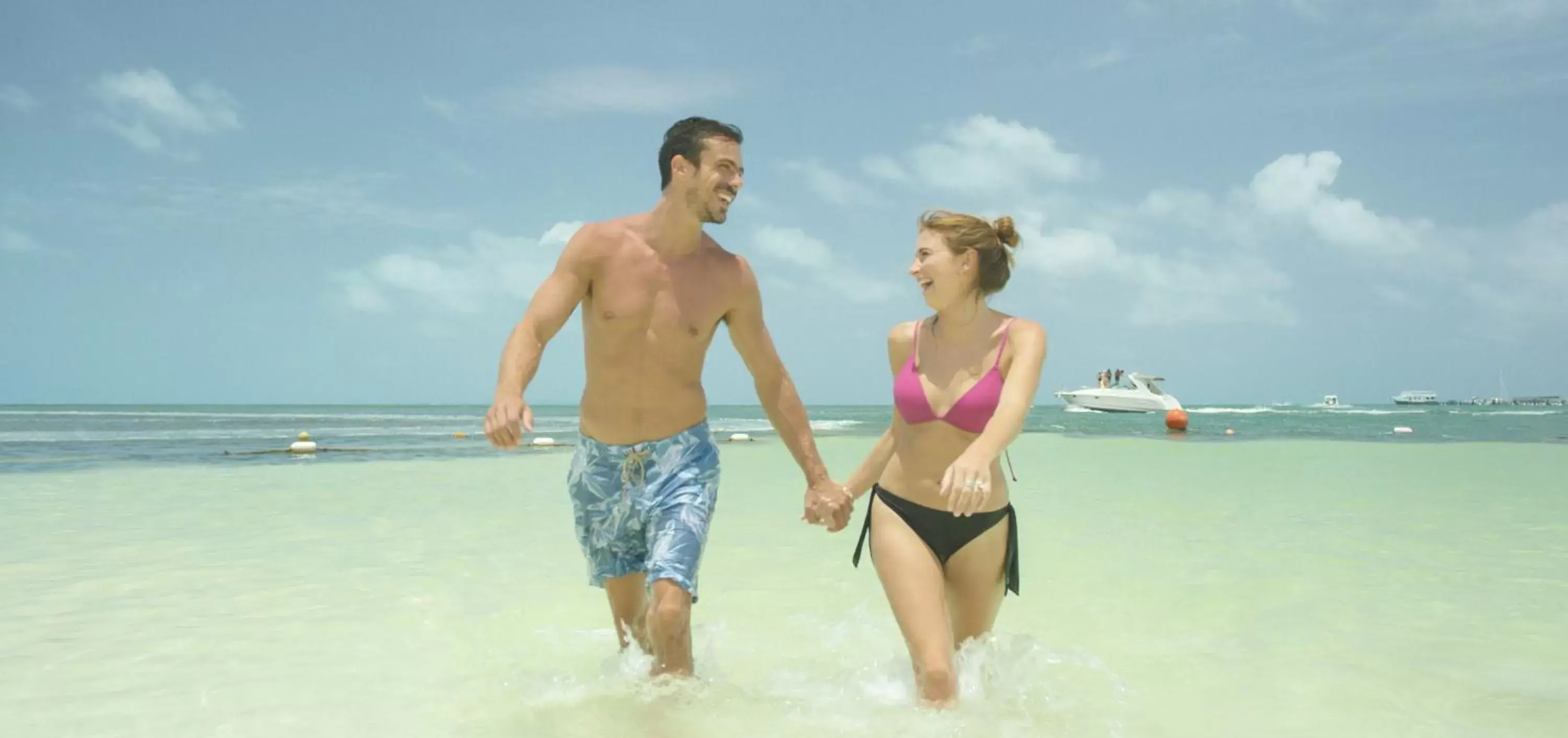 Beach, Swimming Pool in Occidental Costa Cancún - All Inclusive