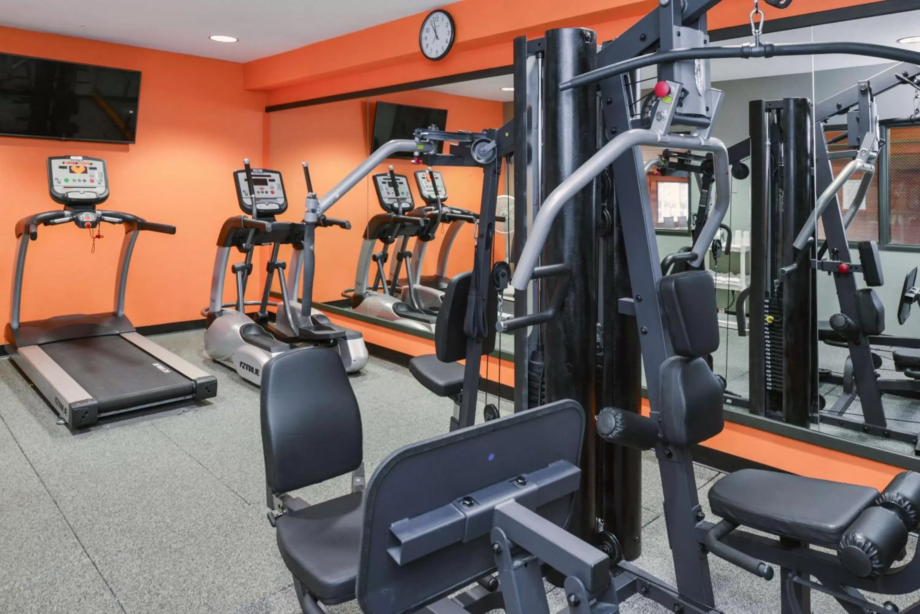 Fitness centre/facilities, Fitness Center/Facilities in Best Western Cascade Inn & Suites