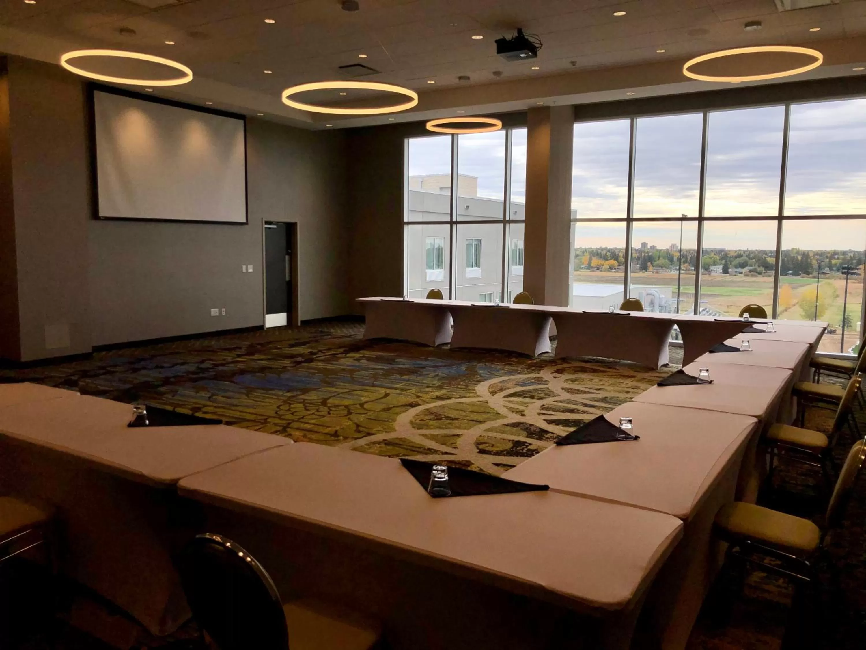 Meeting/conference room in Holiday Inn Express & Suites - Saskatoon East - University by IHG