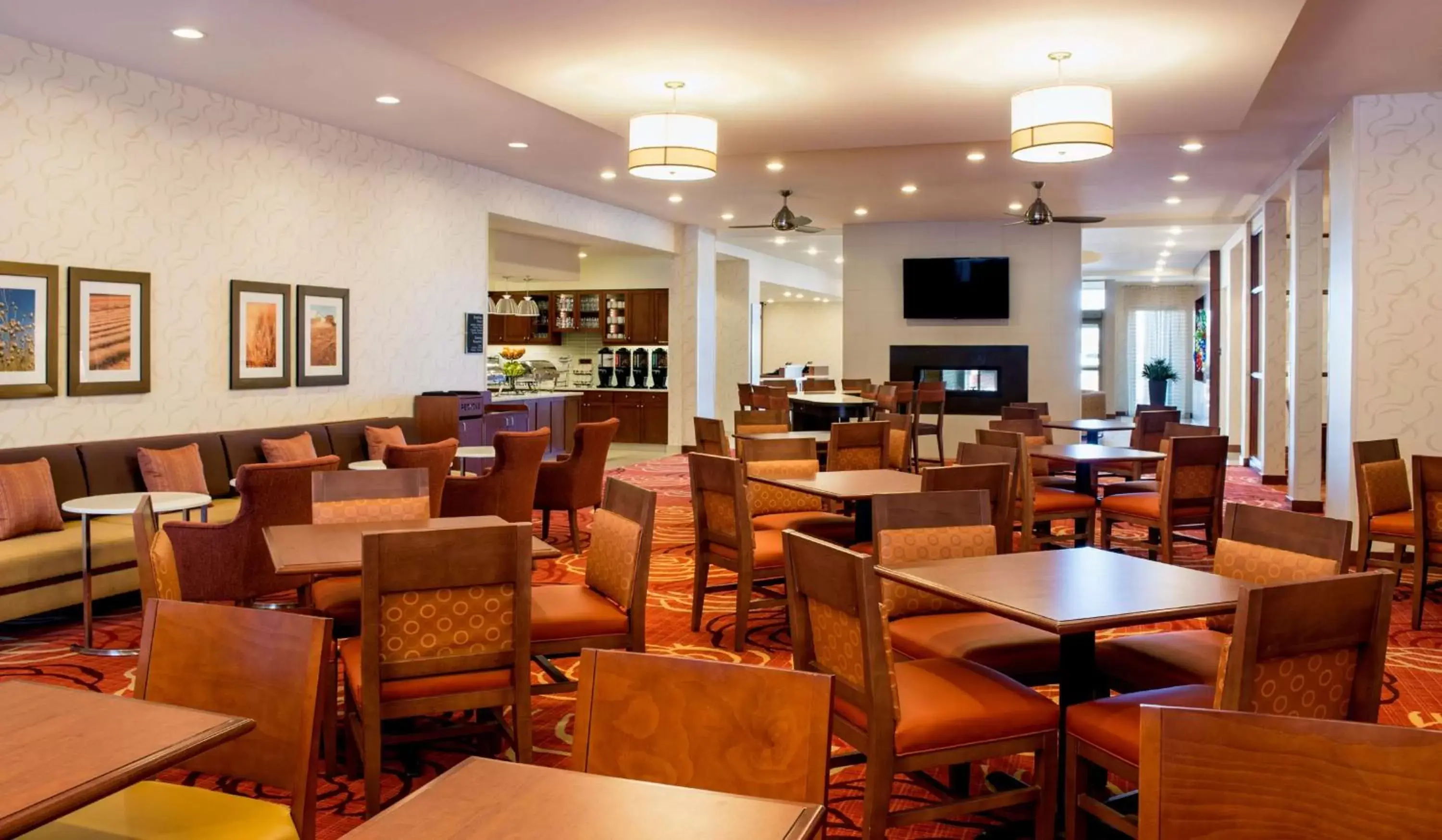 Restaurant/Places to Eat in Homewood Suites by Hilton Winnipeg Airport - Polo Park