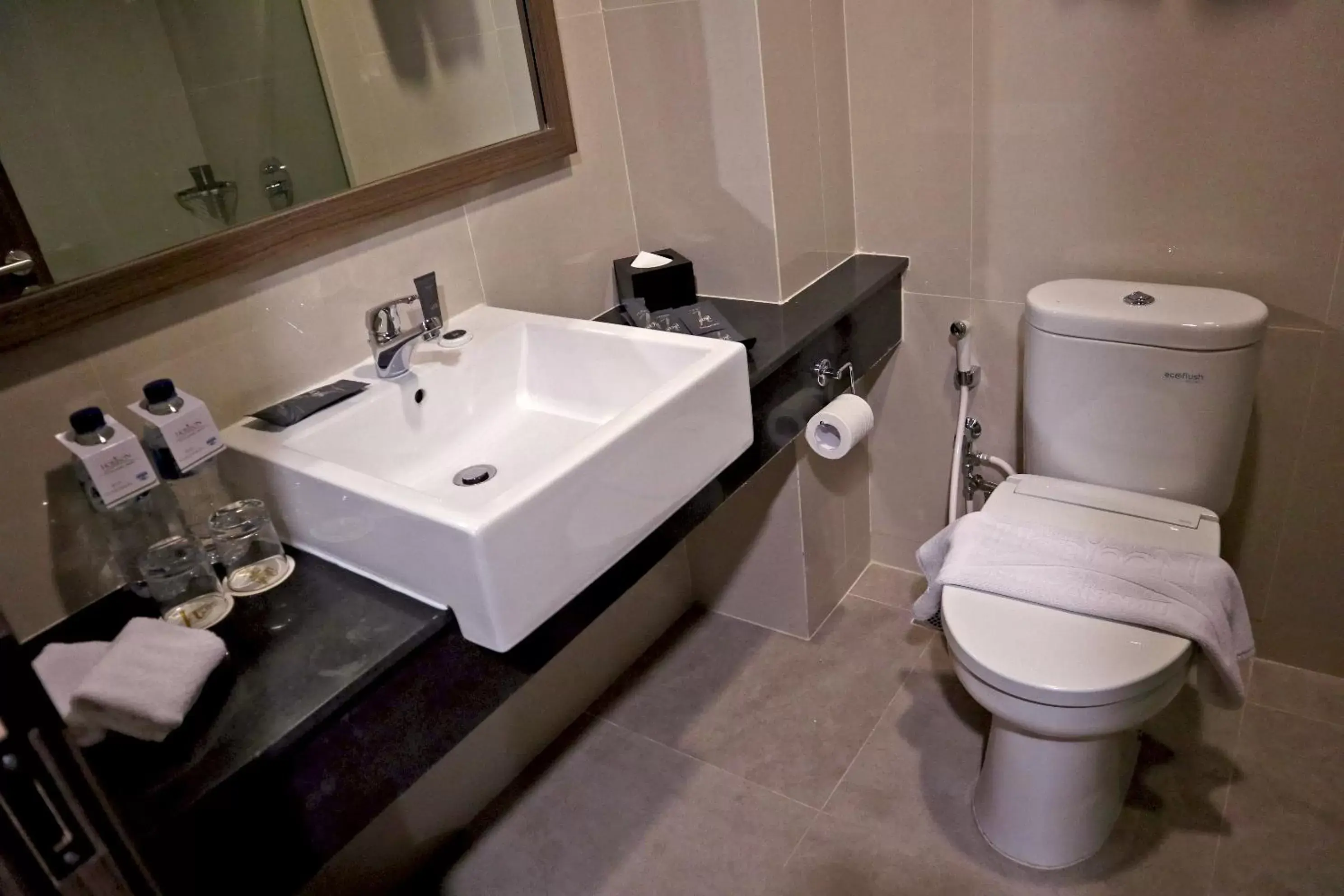 Bathroom in Anara Sky Kualanamu Hotel